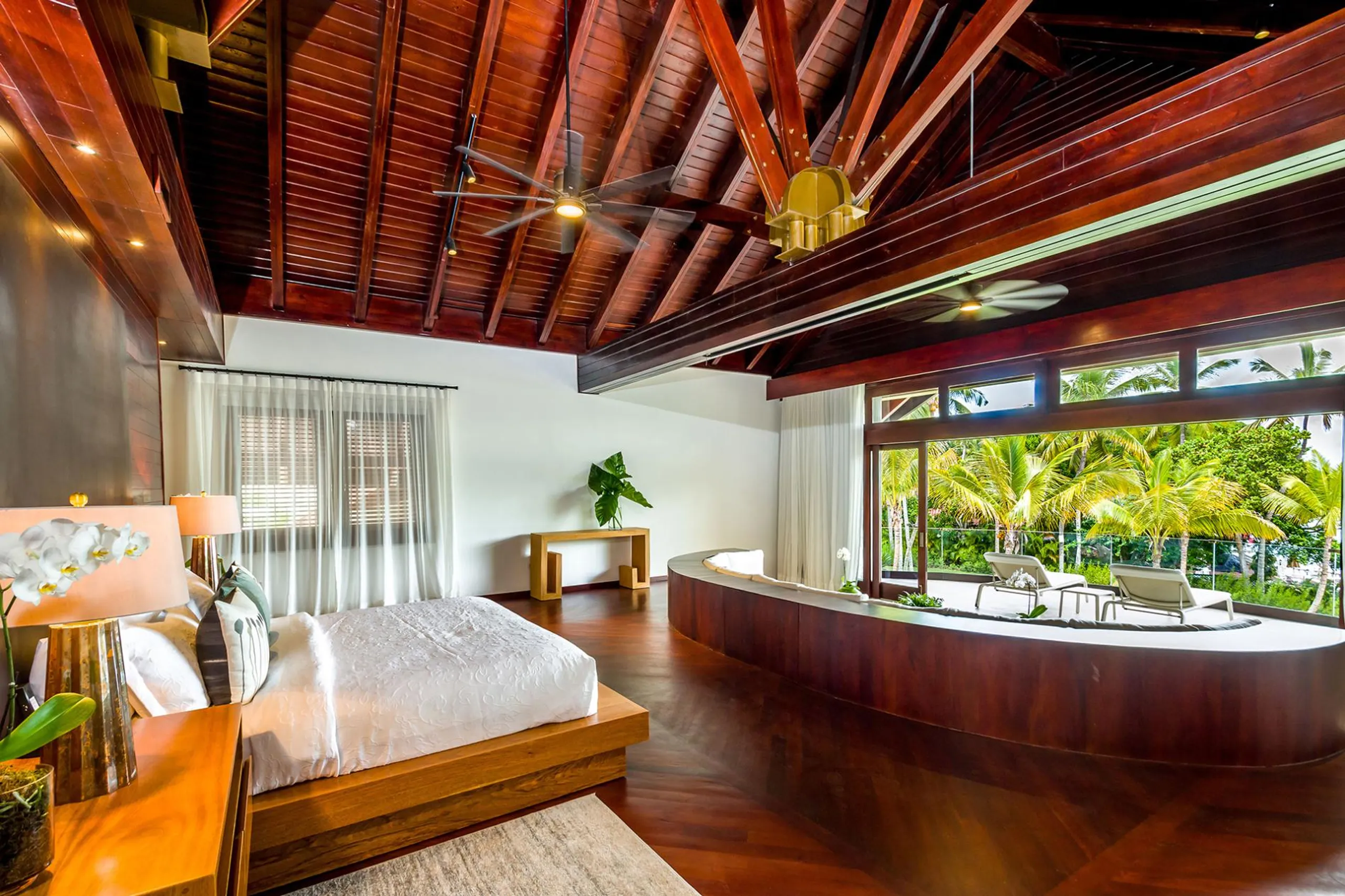 Elite Casa de Campo Sanctuary with Private Pool and Majestic Sea Views — photograph 11
