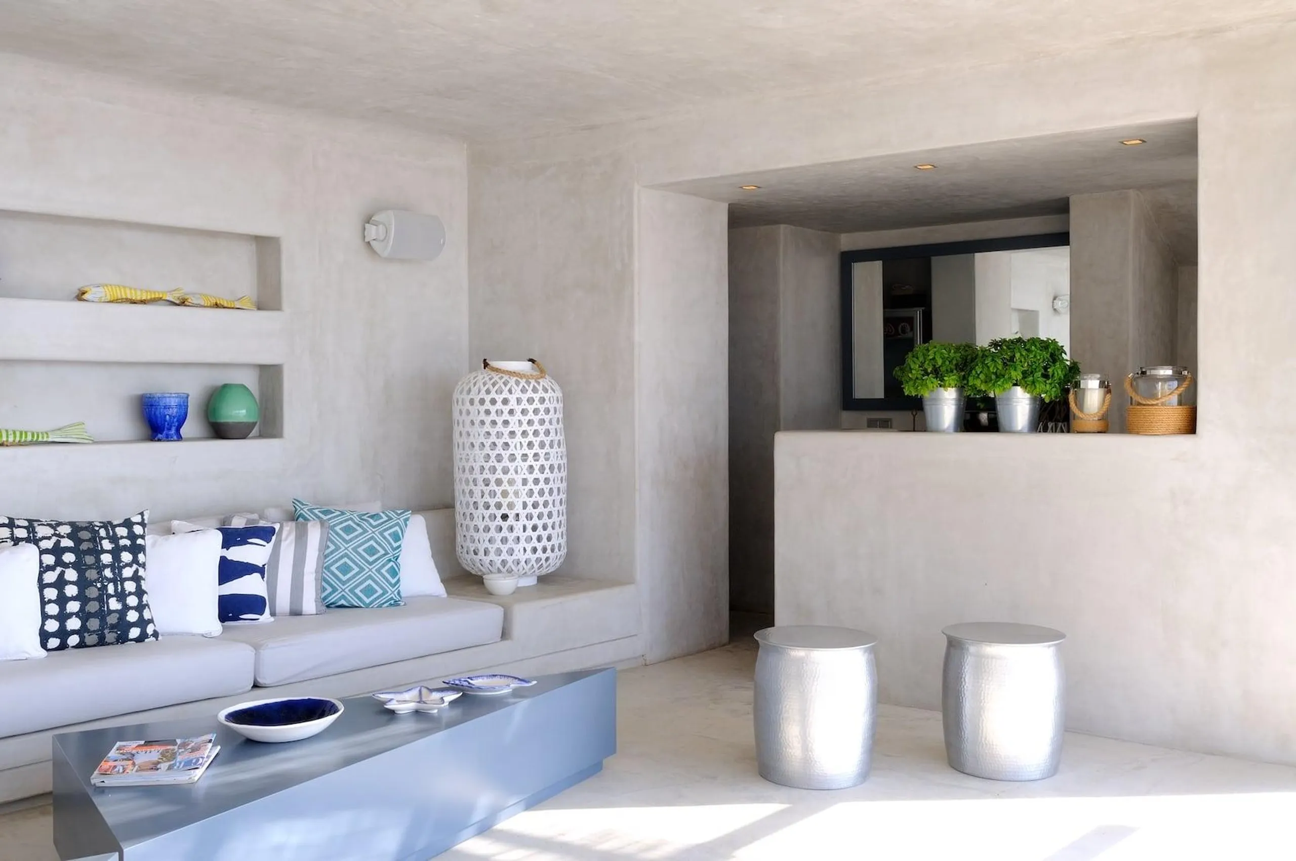 Majestic Oceanview Villa in Mykonos with Infinity Pool — photograph 12