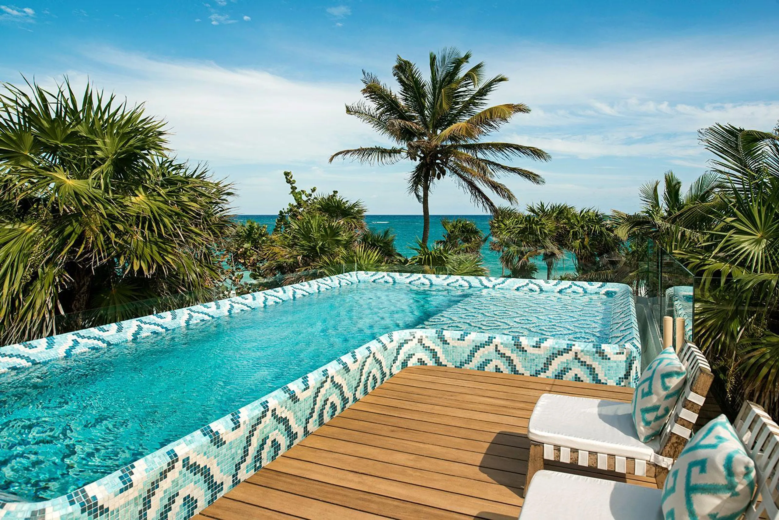 Contemporary Mayan Luxury with Private Pool and 100 Meters of Private Beachfront — photograph 6
