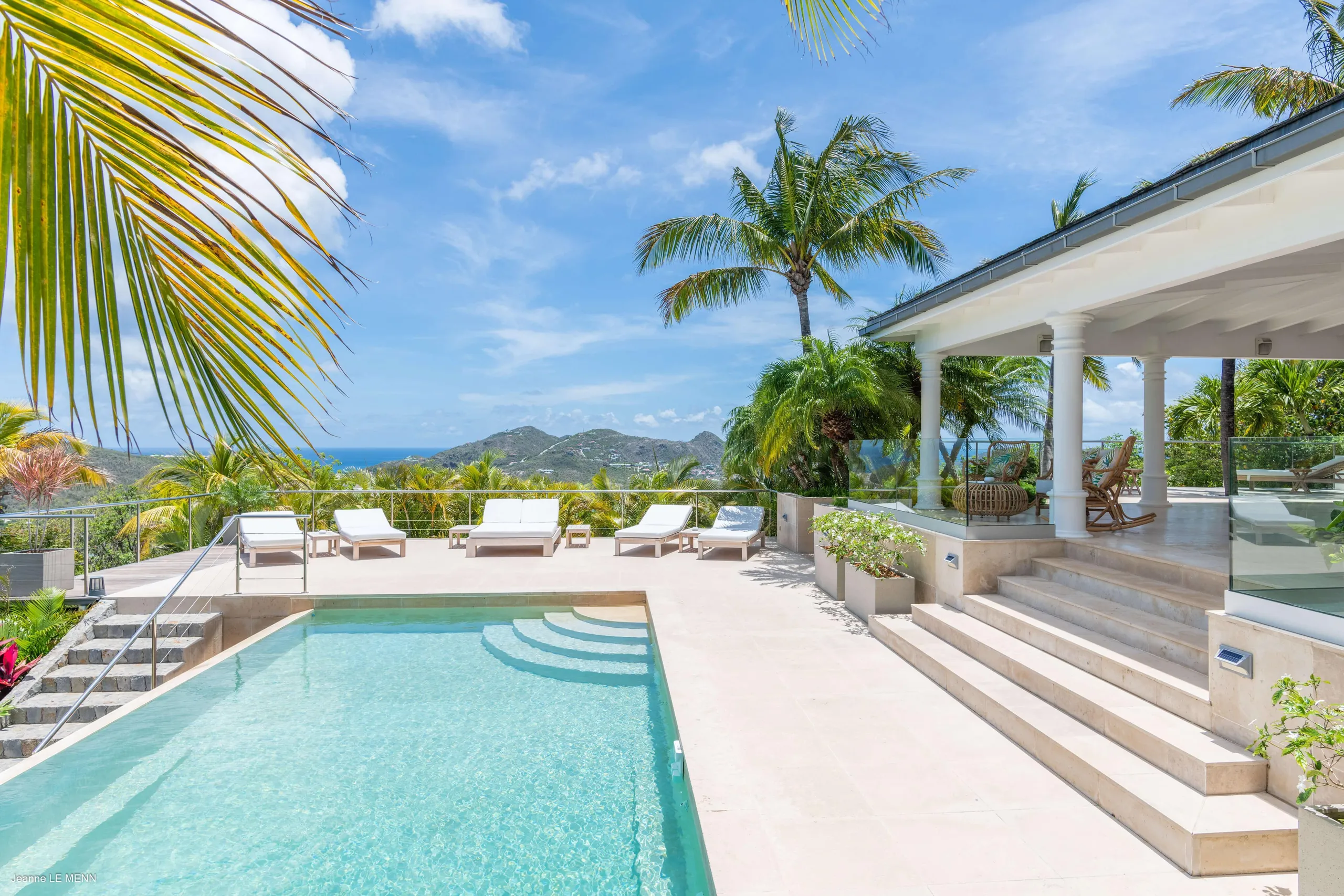 Bohemian-Inspired Hillside Villa with Stunning Ocean Views in St. Barths — photograph 6