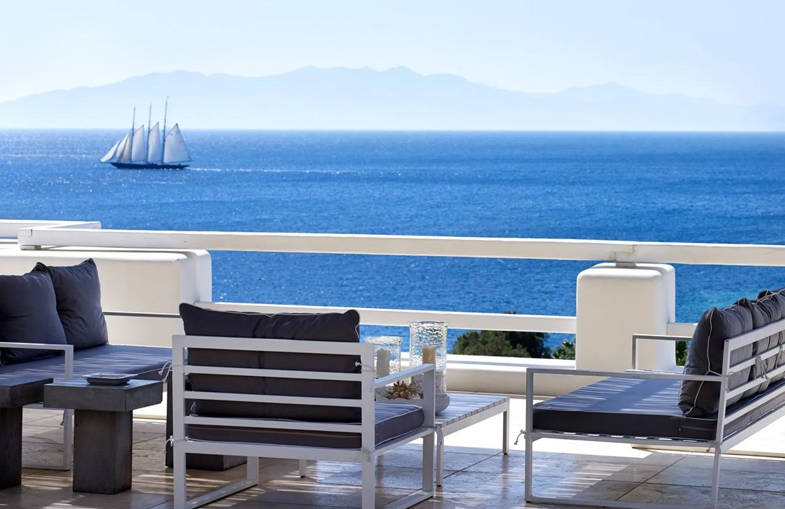 Magnificent Luxury Villa in Mykonos with Private Pool and Jacuzzi — photograph 6