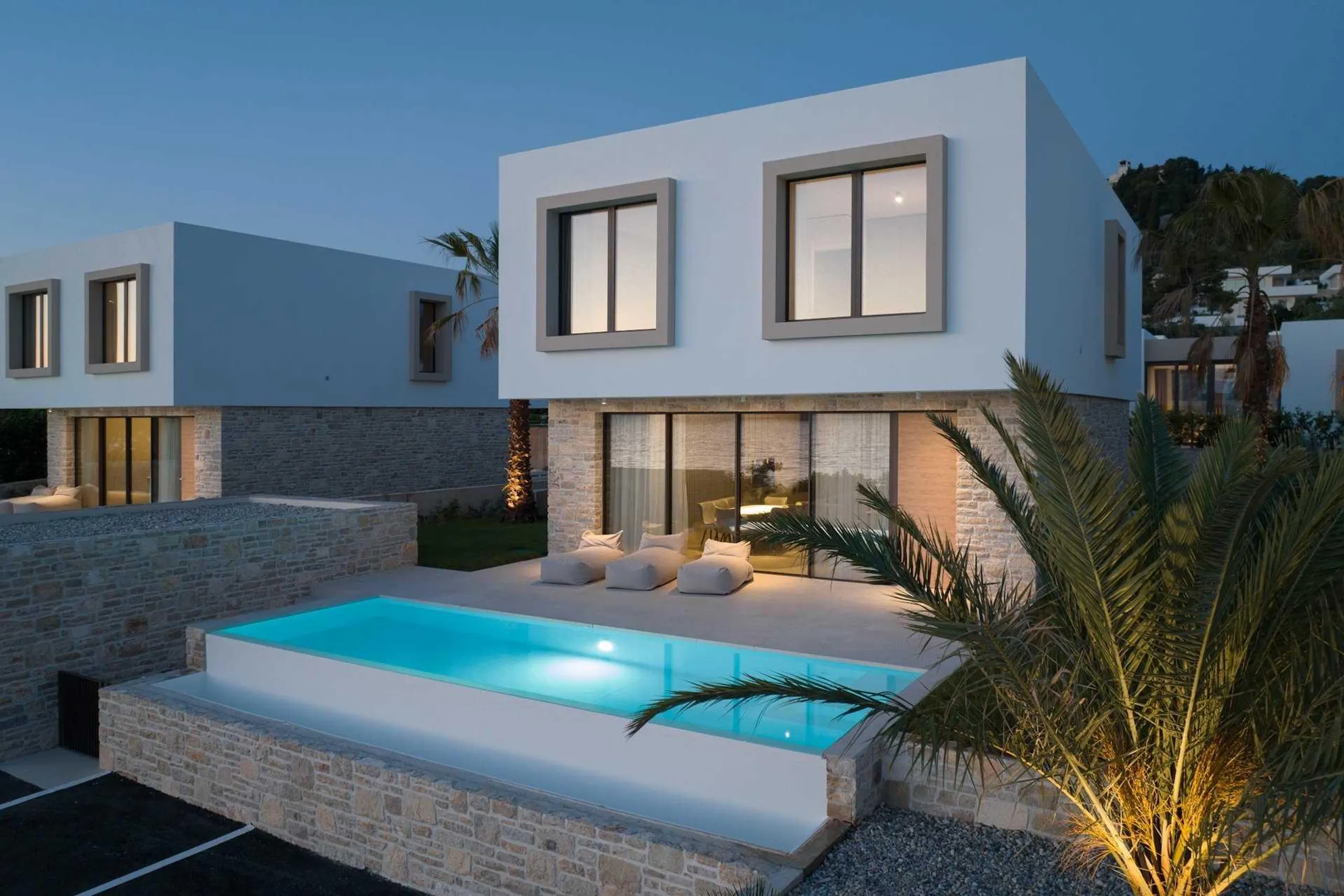 Plush and Inviting Villa with Private Pool and Sea Views, Tkon
