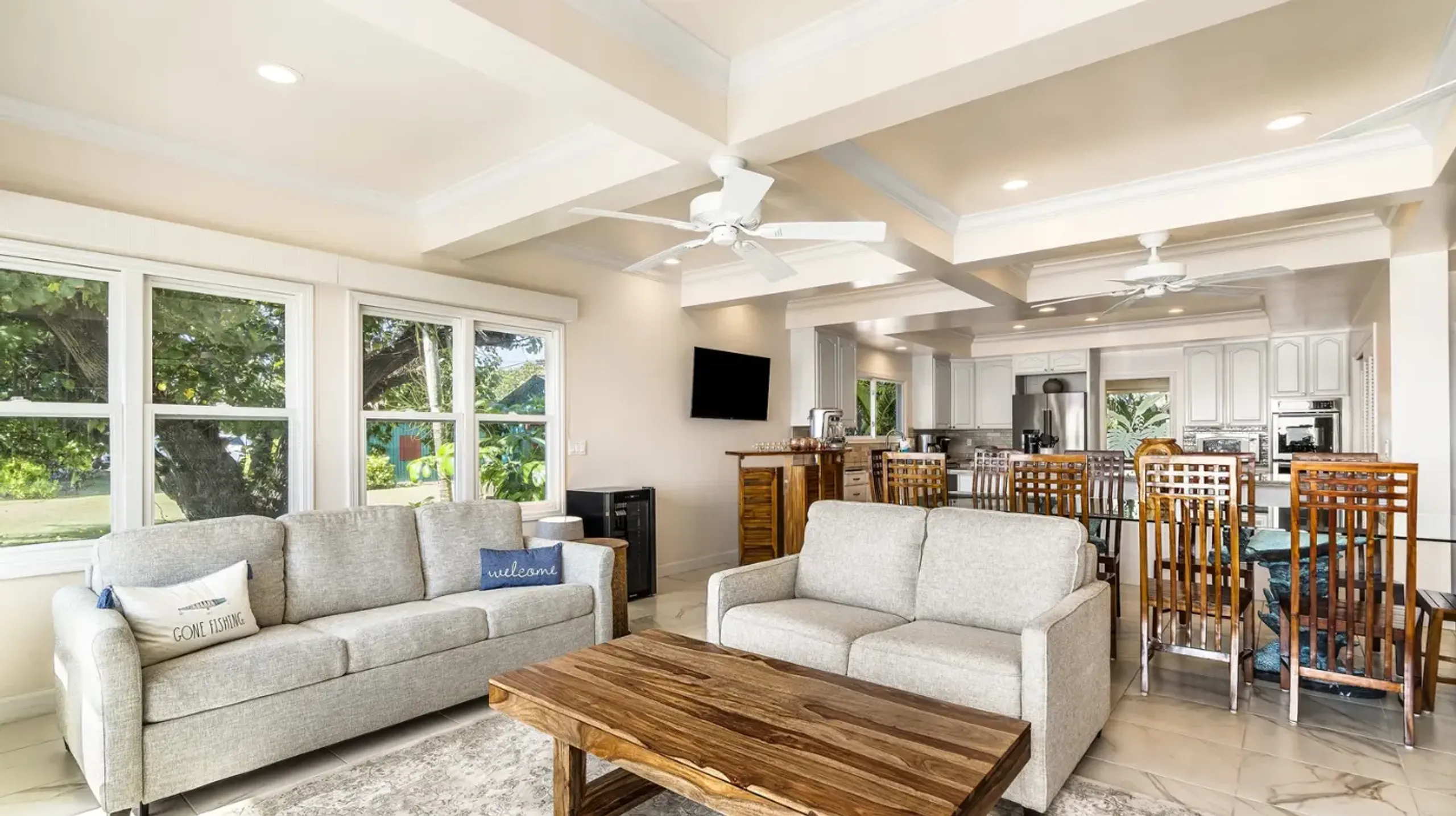 Big Island Plantation Luxury Villa with Beautiful Ocean Views — photograph 9