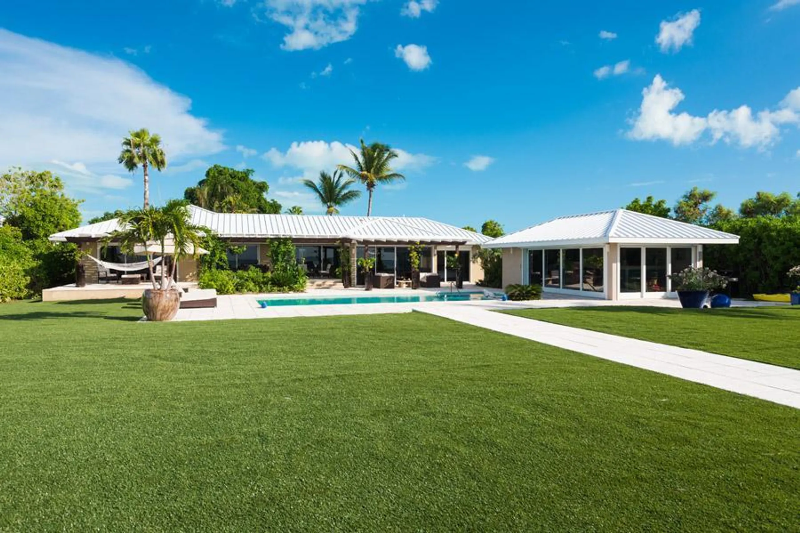 Charming Grace Bay Villa with Private Pool and Pristine Beachfront Views, Providenciales