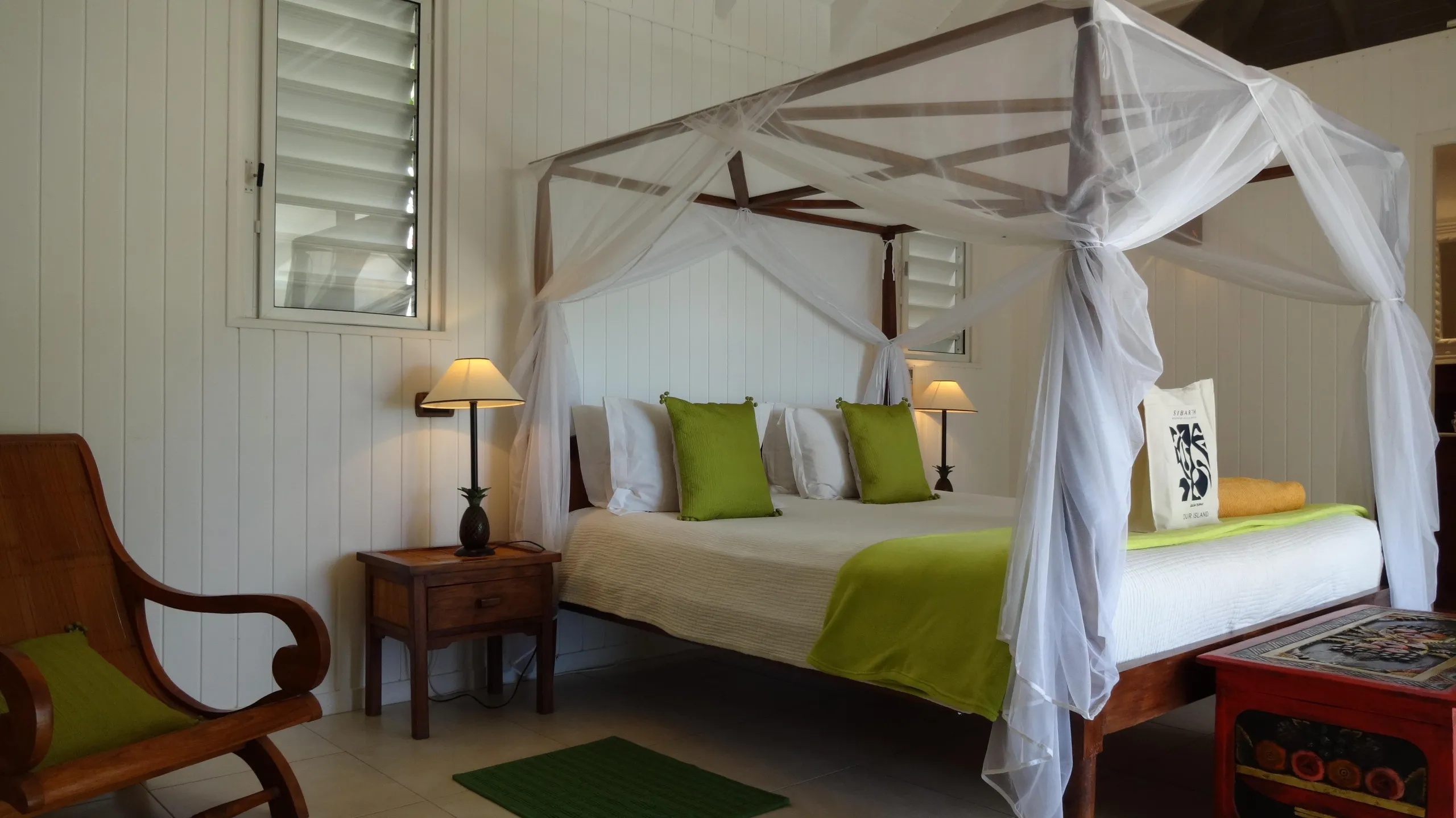 Glorious Oceanview Villa with Private Pool and Walks to Beach — photograph 9