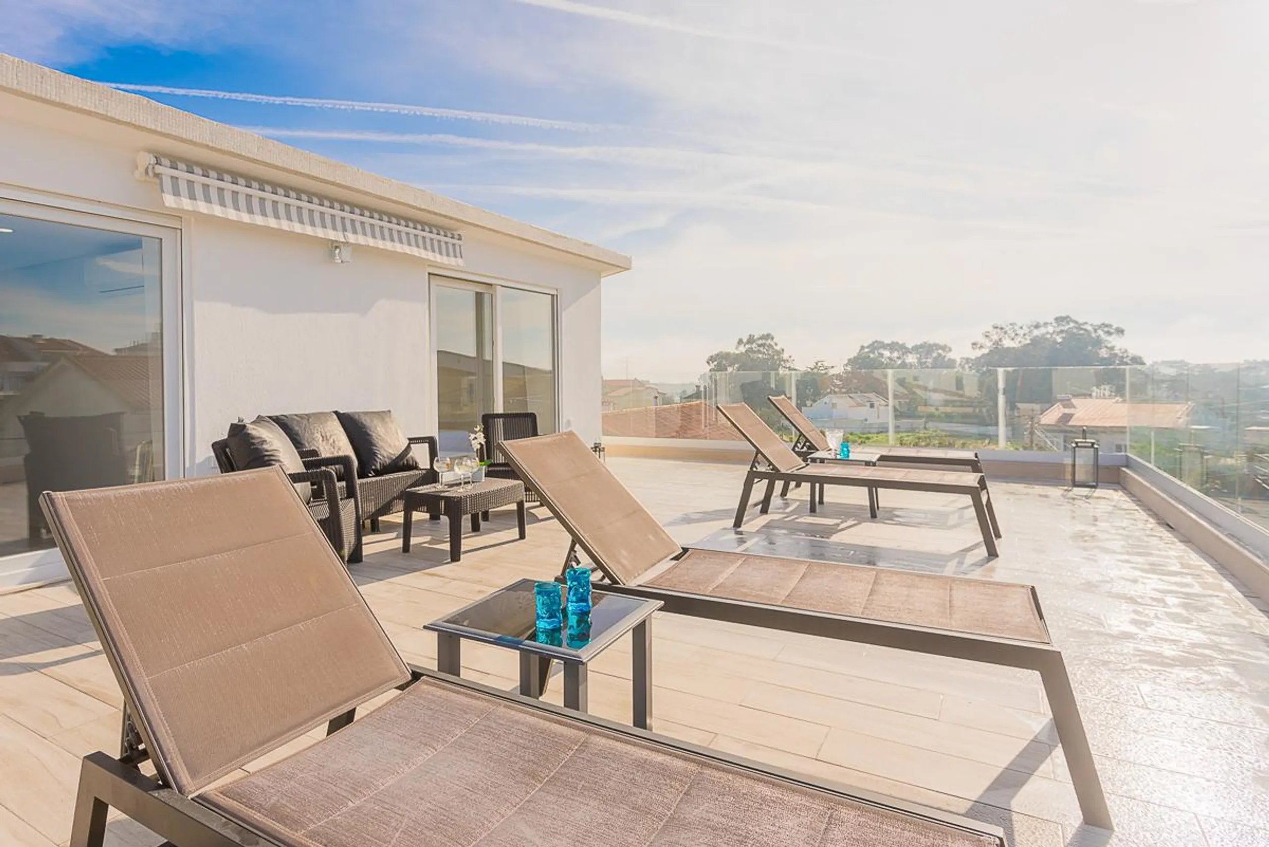Impeccable 9 Bedroom Villa with Private Heated Pool and Beach Access — photograph 5