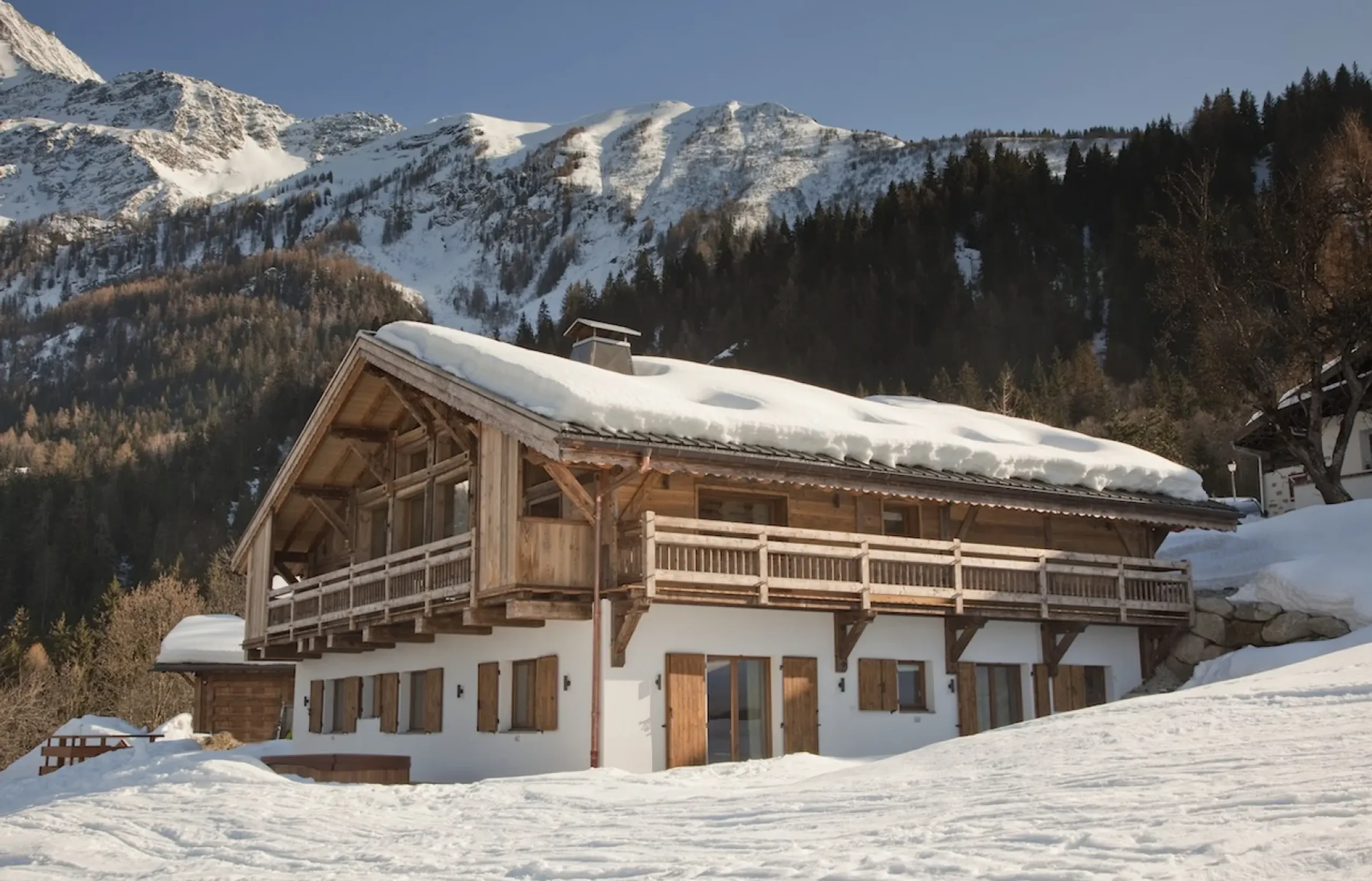 Historic Ski-In/Ski-Out Farmhouse with Spa, Jacuzzi, and Panoramic Mont Blanc Views — photograph 9