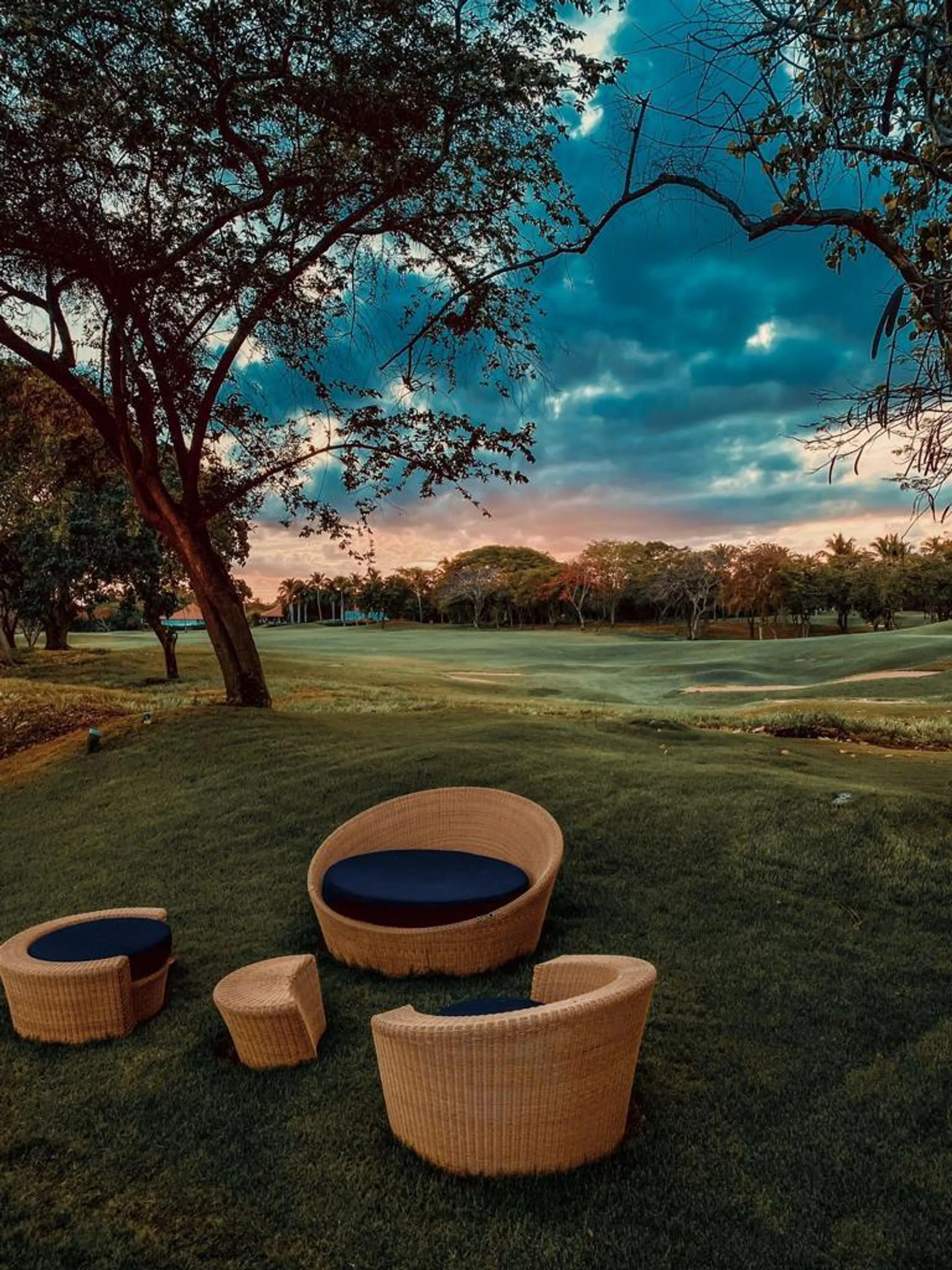 Majestic La Romana Estate with Private Pool and Hot Tub — photograph 5