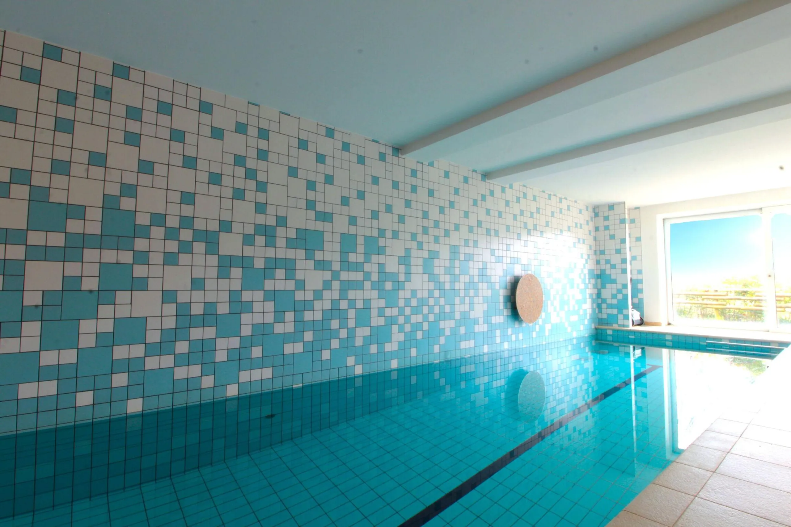 Tranquil Hillside Villa with Private Pool, Jacuzzi & Family Playground — photograph 5
