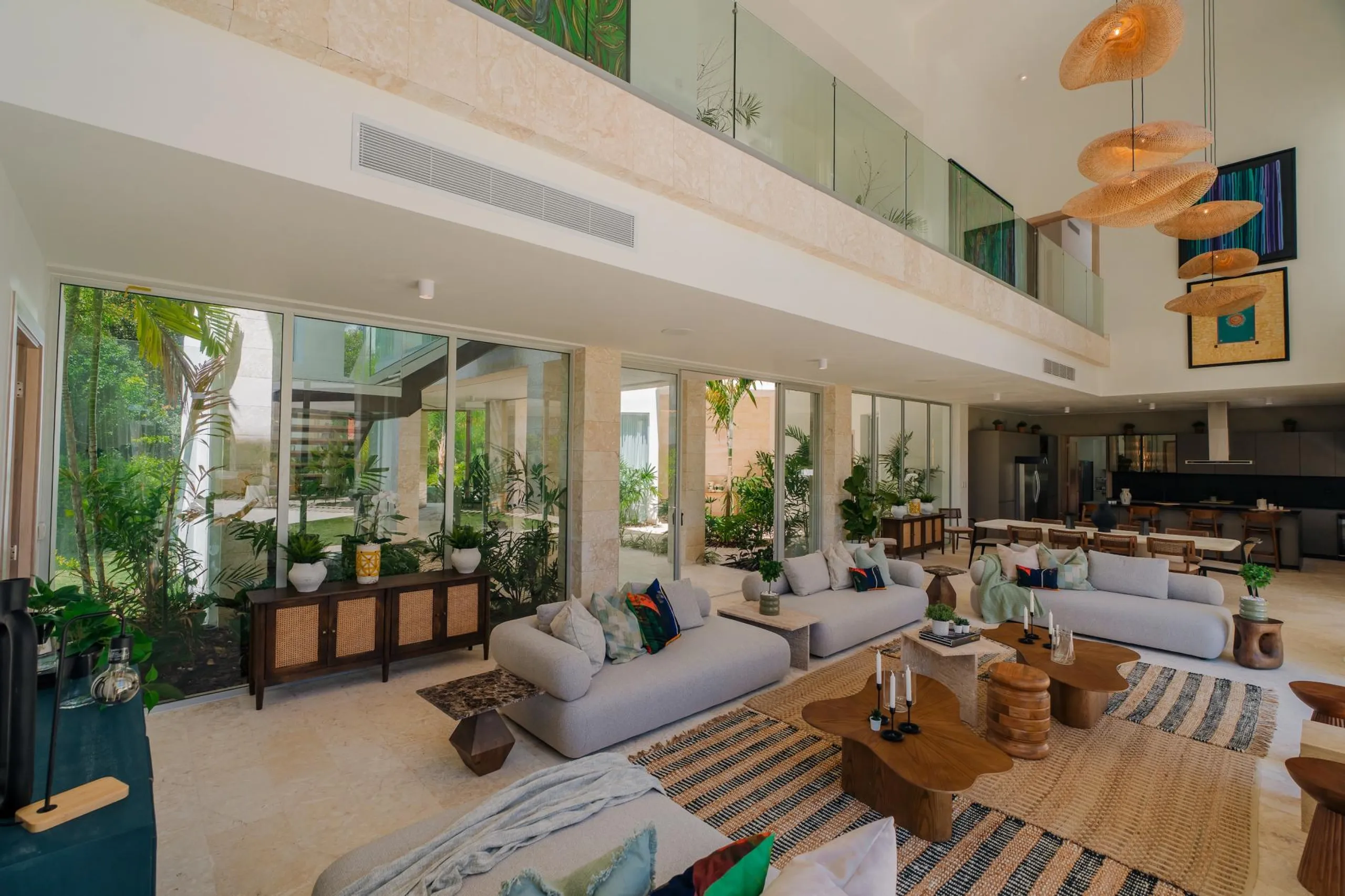 Modern 6BDR Golf Front Villa with Private Pool and Heated Jacuzziz — photograph 4