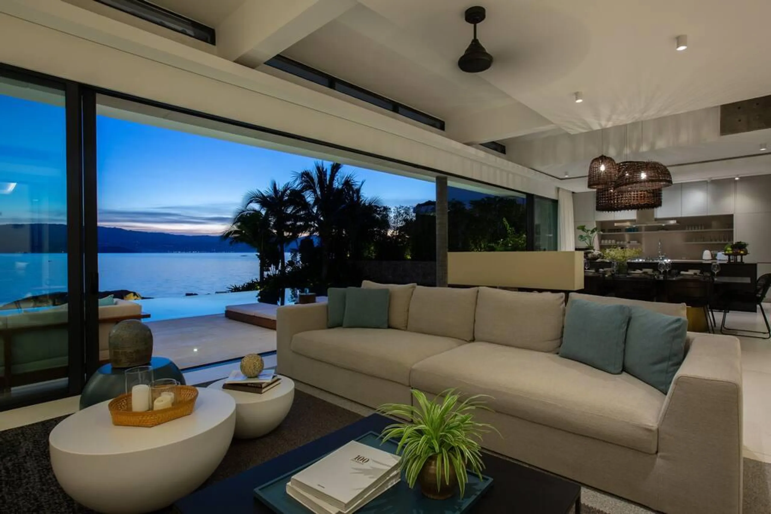 Serene Bo Put Retreat with Infinity Pool — photograph 4