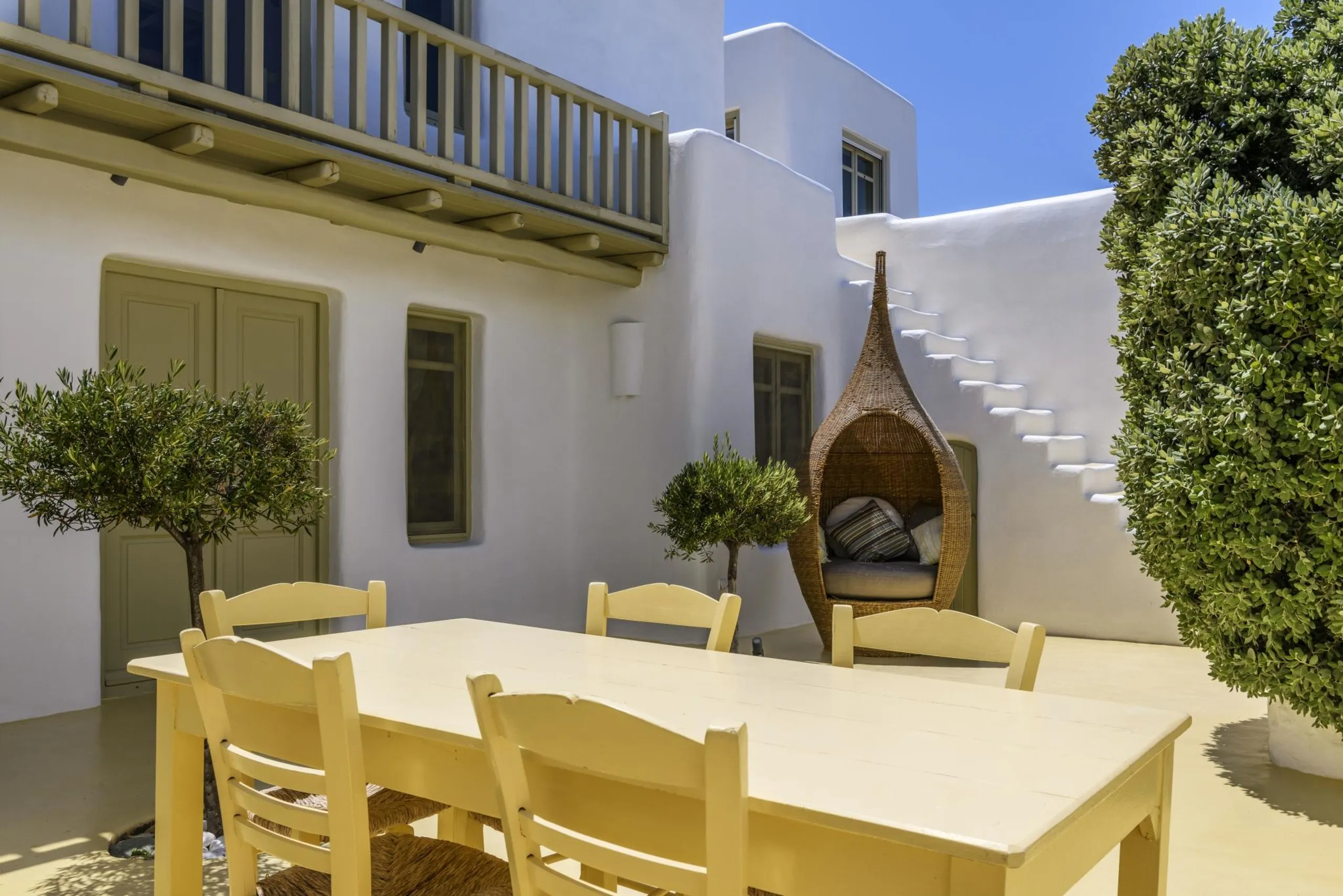 Beautiful Traditional Villa in Mykonos with Invigorating Pool — photograph 11
