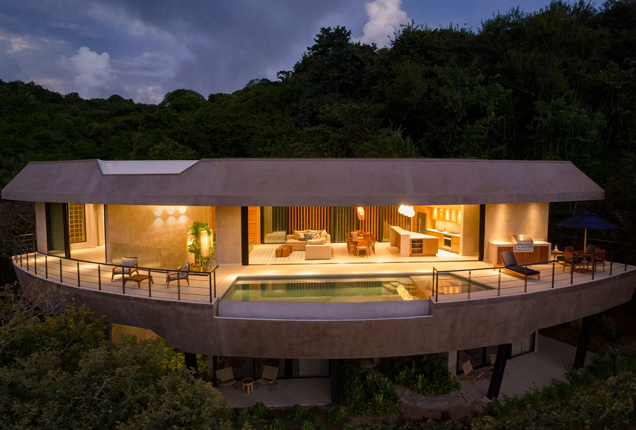 Serene Eco-Luxury Villa with Private Pool and 180° Ocean Views, Costa Rica