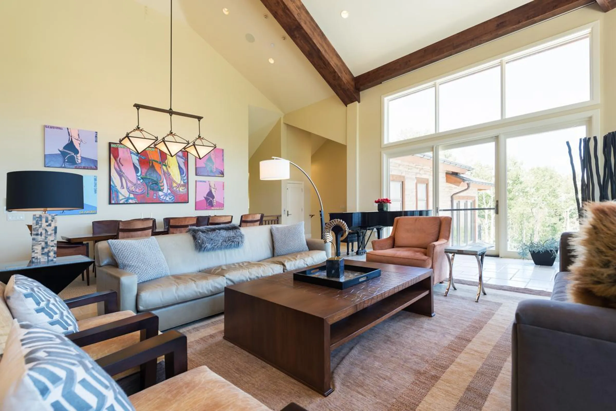Harmony Alpine Chalet with Private Pool and Amazing Mountain Views — photograph 10