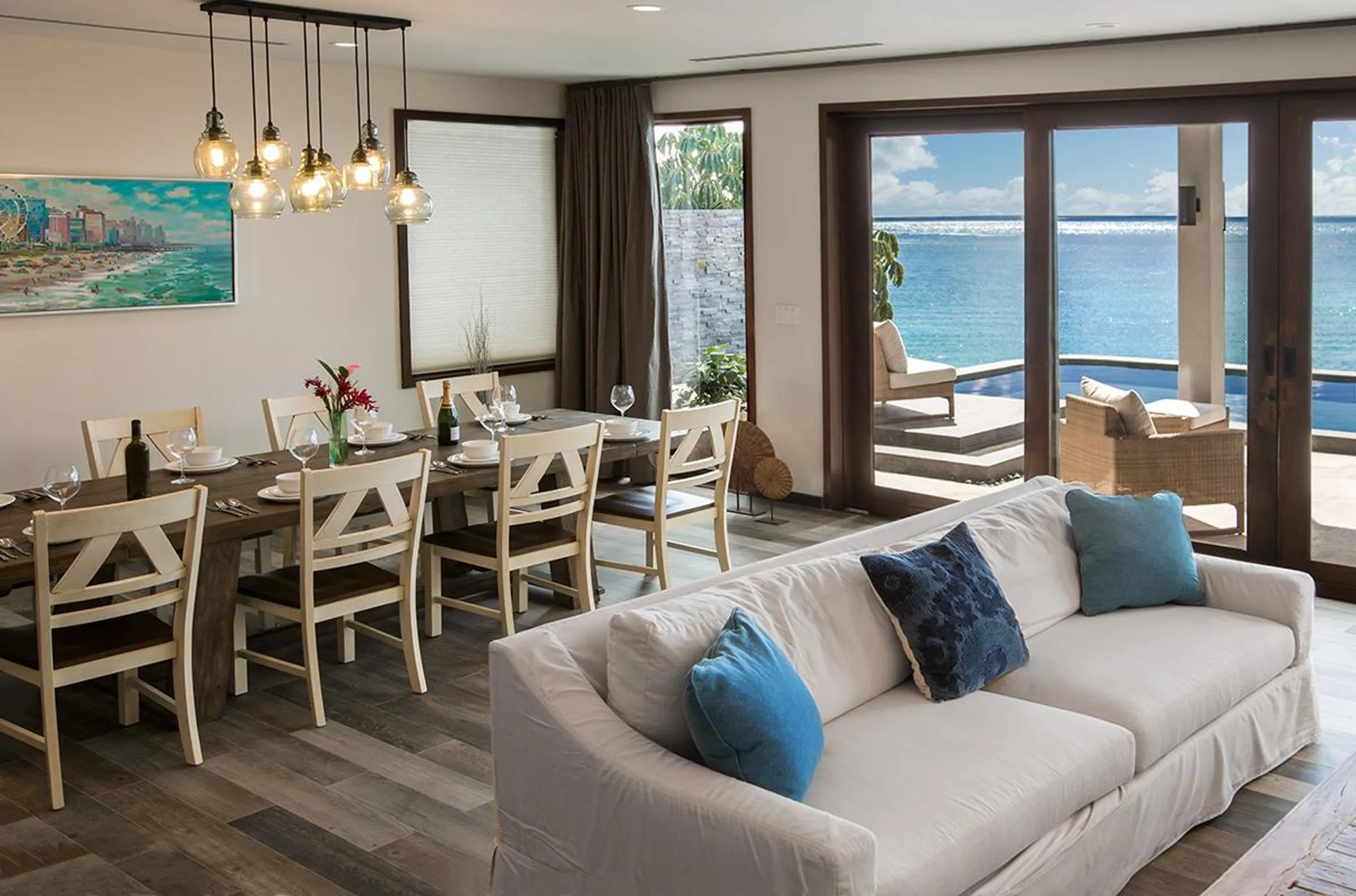Indulgent Four-Bedroom Villa with Wrap-Around Infinity Pool, Private Gardens and Ocean Views — photograph 8