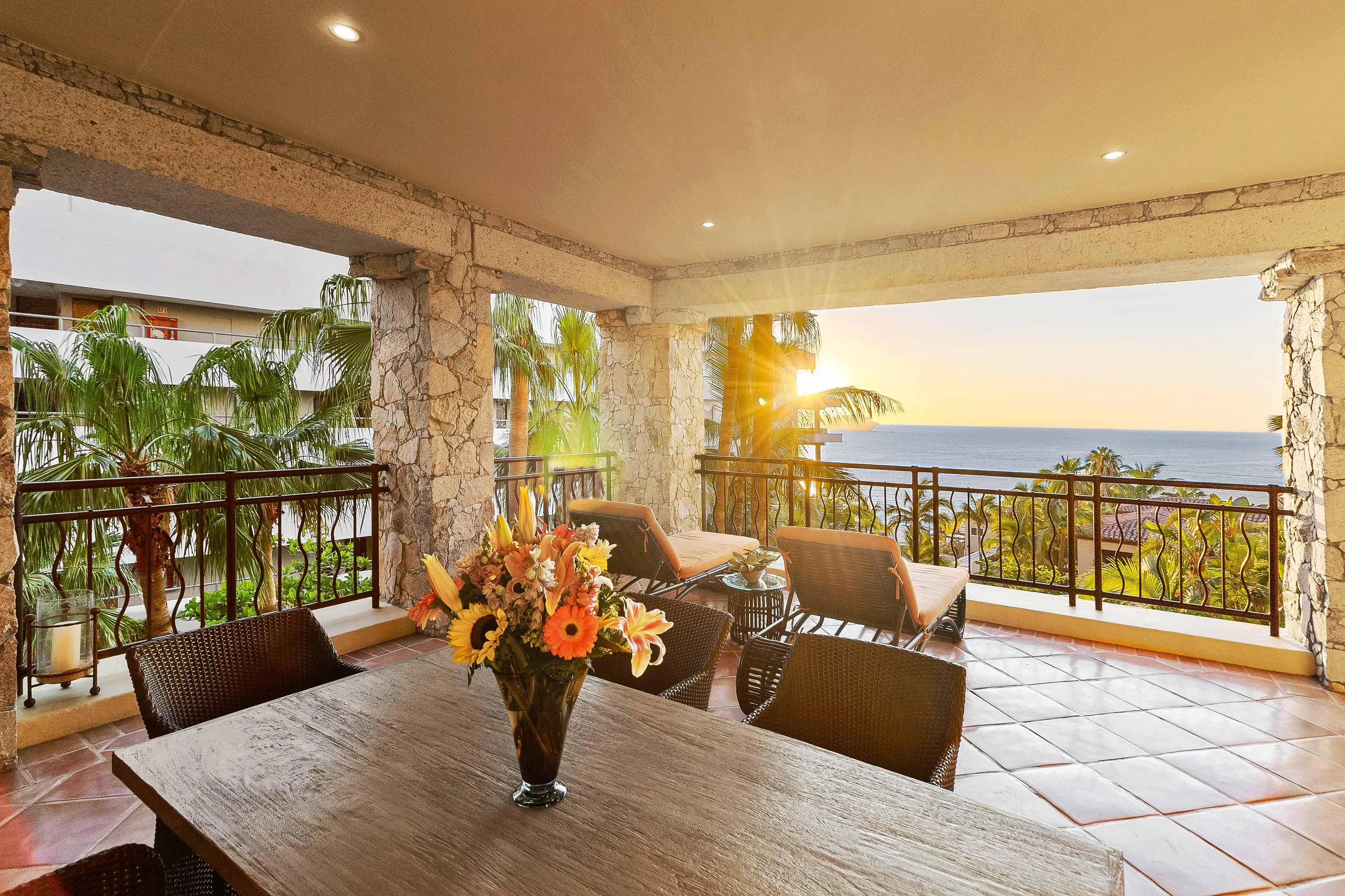 Beautiful Cabo Penthouse With Captivating Ocean Views — photograph 11
