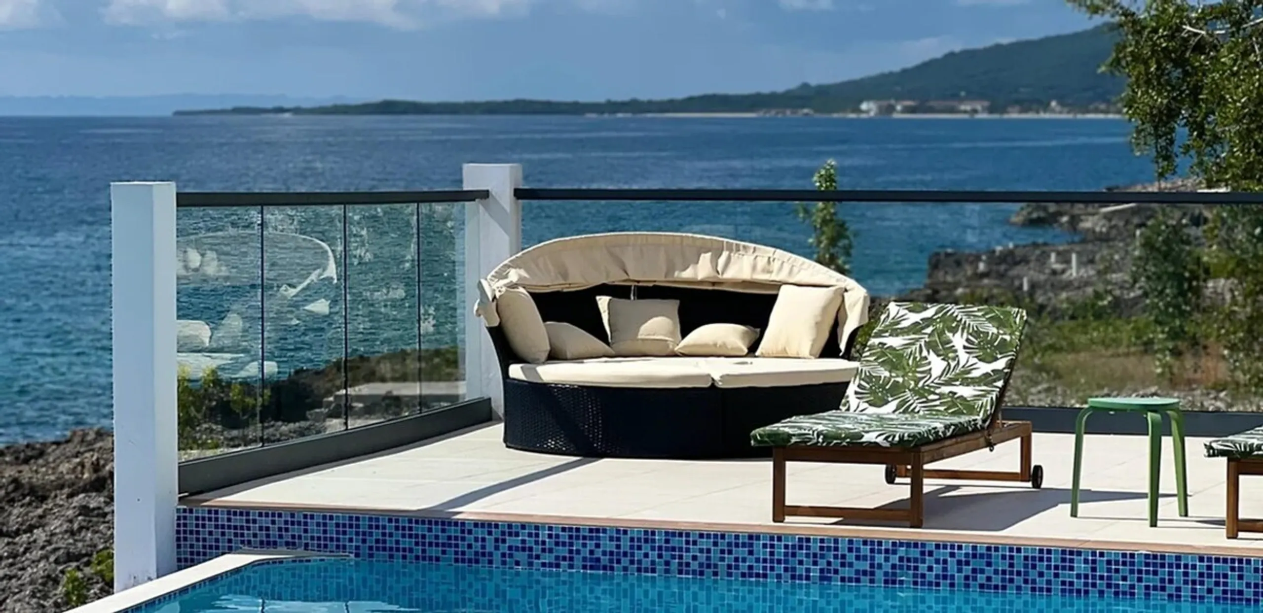 Marvelous 5BR Villa with State-of-the-Art Facilities and Picturesque Caribbean Sea Views — photograph 3