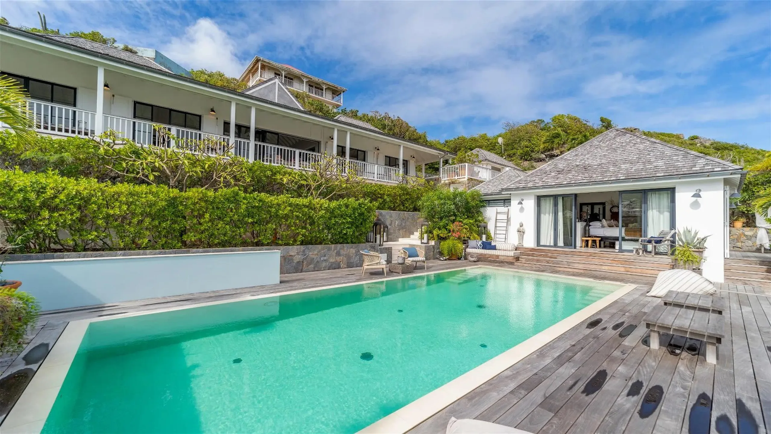 Tranquil Tropical Villa with Invigorating Pool, Vitet