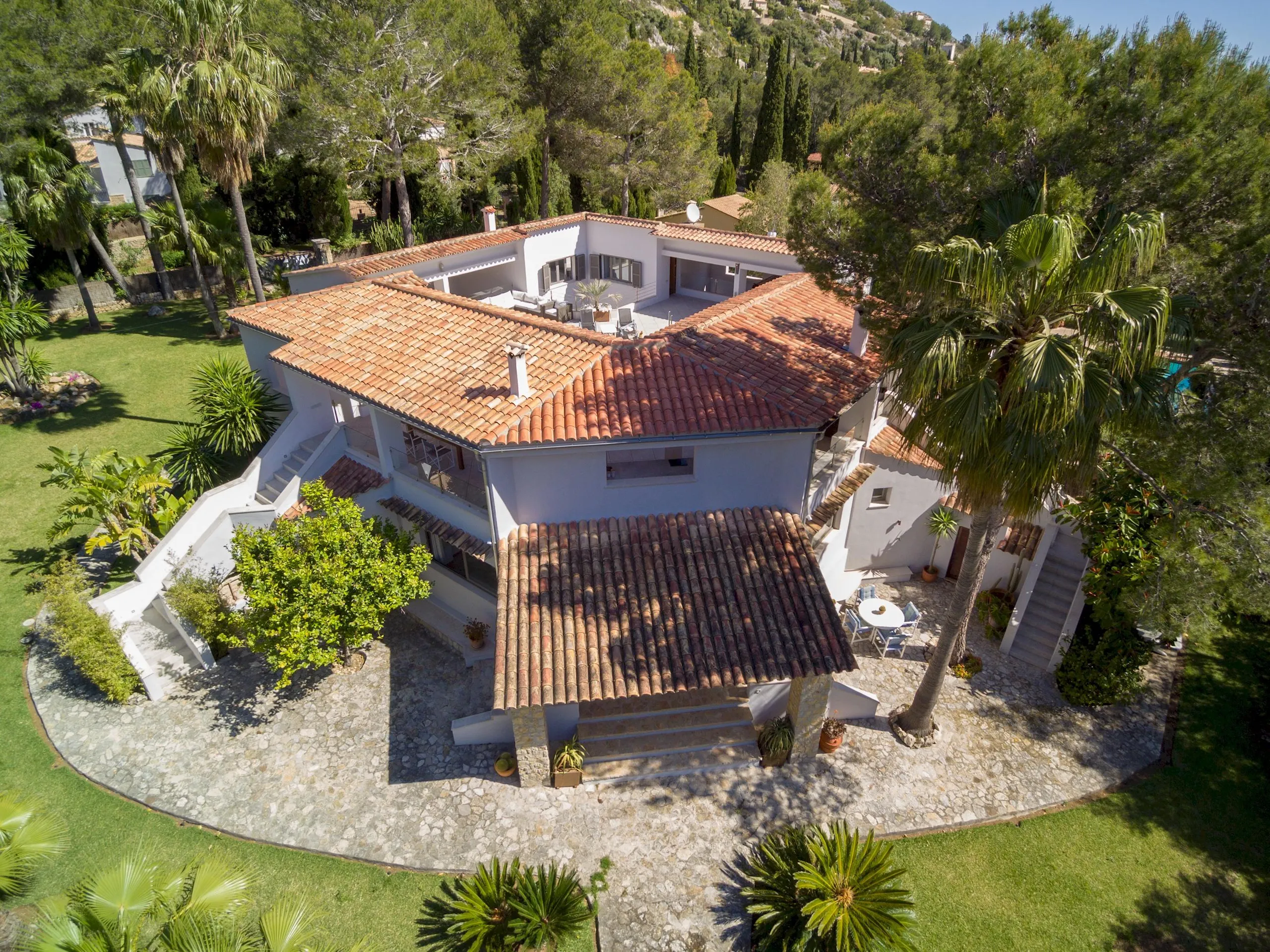 Barracuda Oasis with Private Pool in Mallorca's Tranquil Tramuntana Foothills — photograph 5