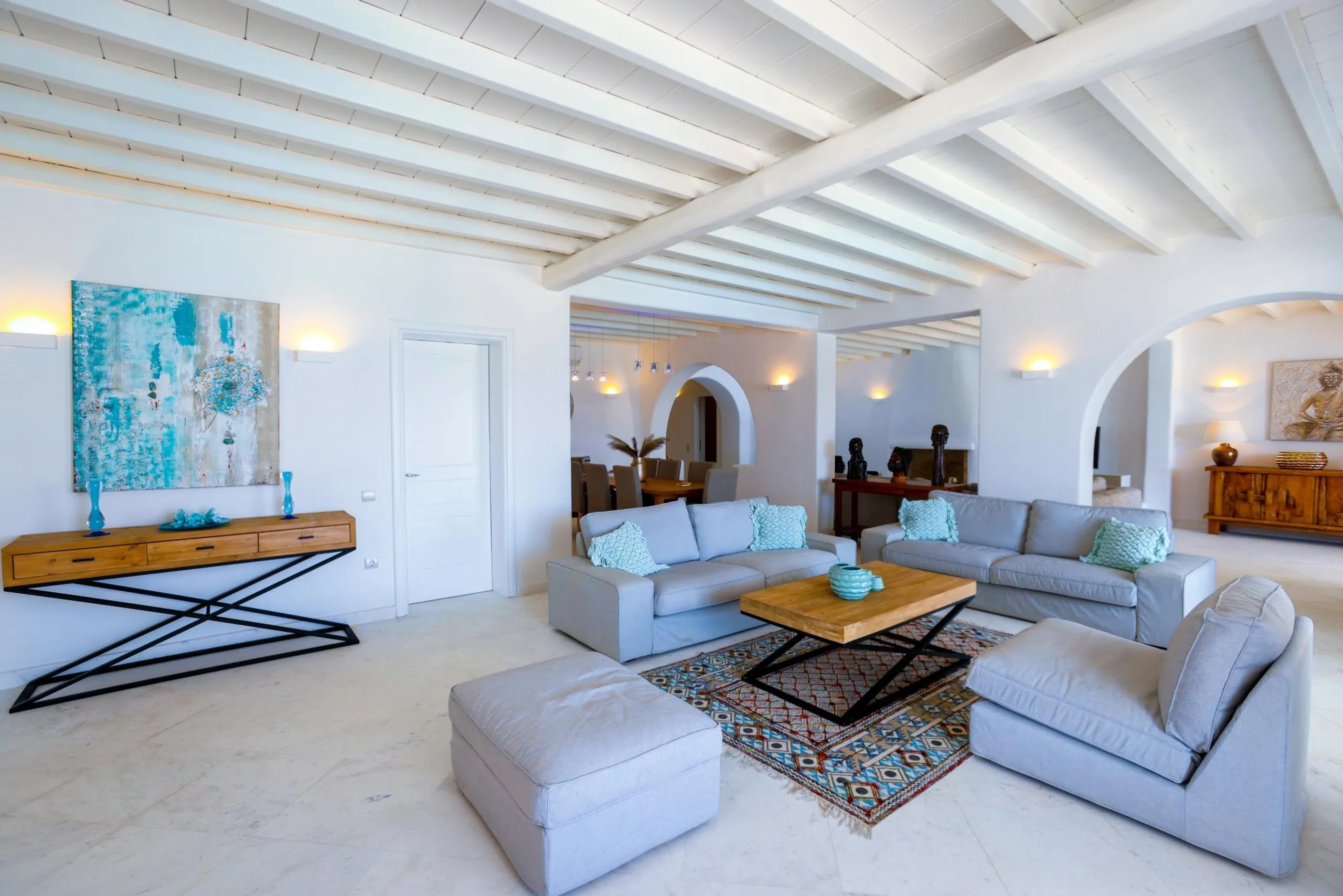 Glorious Mykonos Retreat with Private Pool — photograph 9