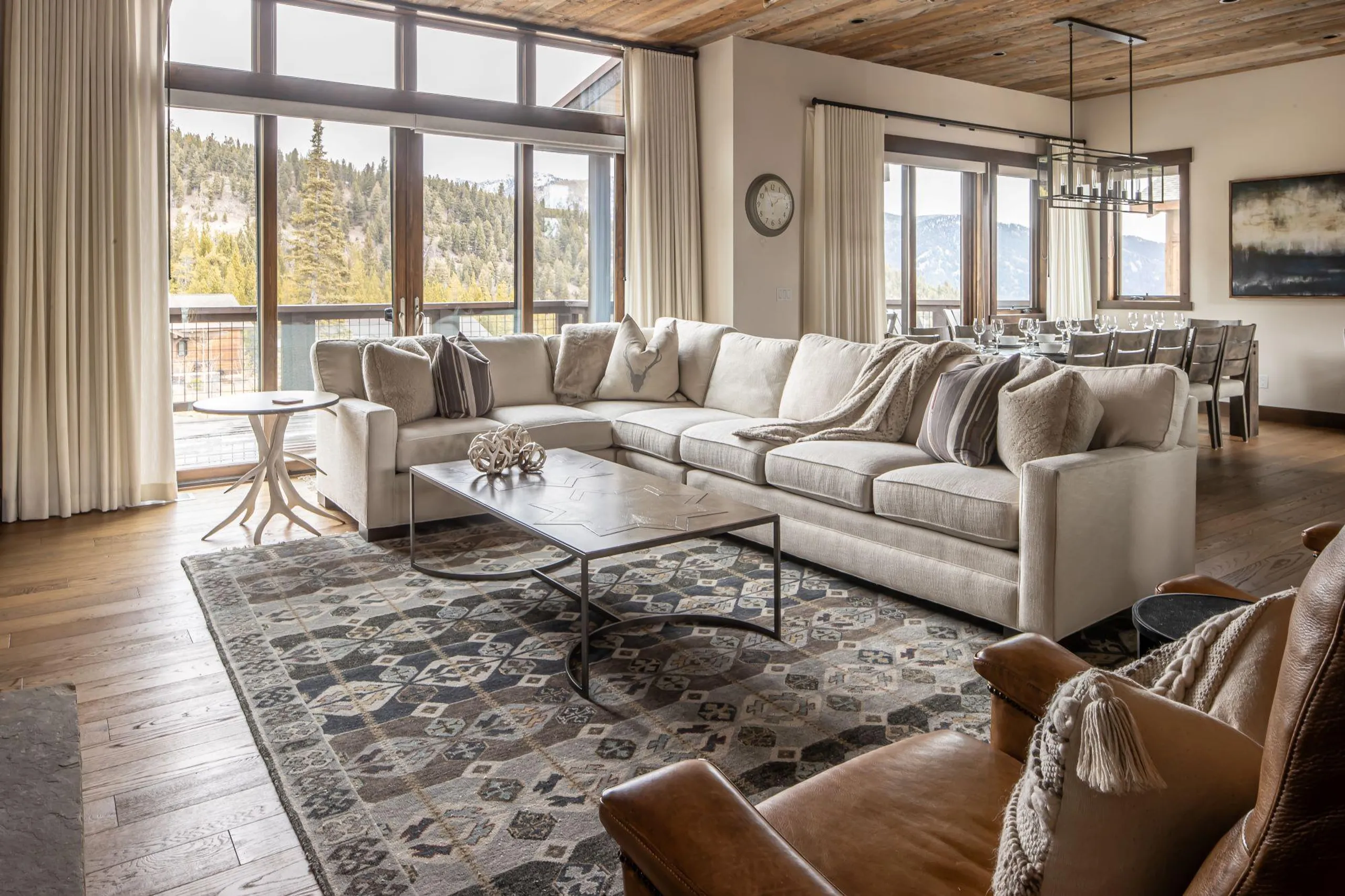Serene Spanish Peaks Retreat with Jacuzzi, Fireplace and Firepit — photograph 6