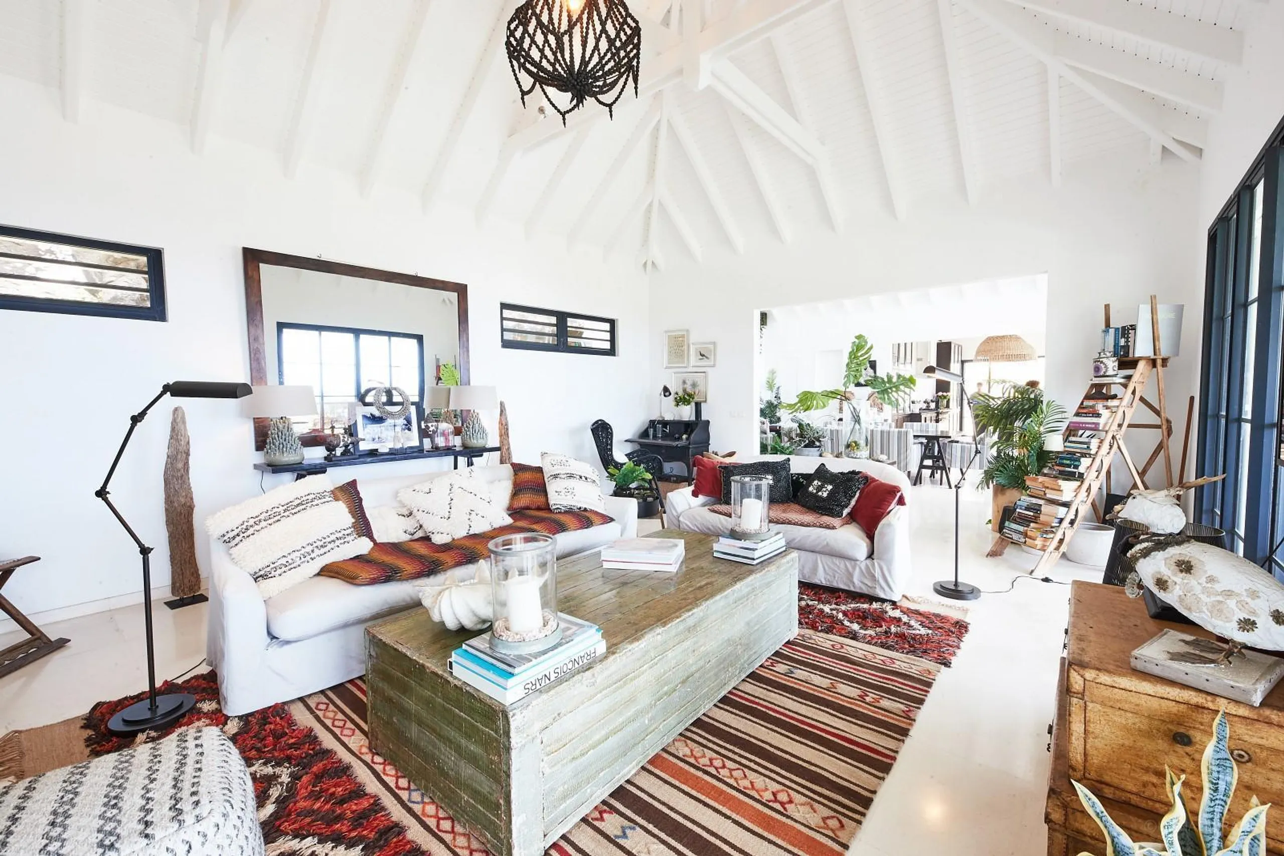 Graceful Seaview Villa with Private Pool and Gazebo — photograph 8