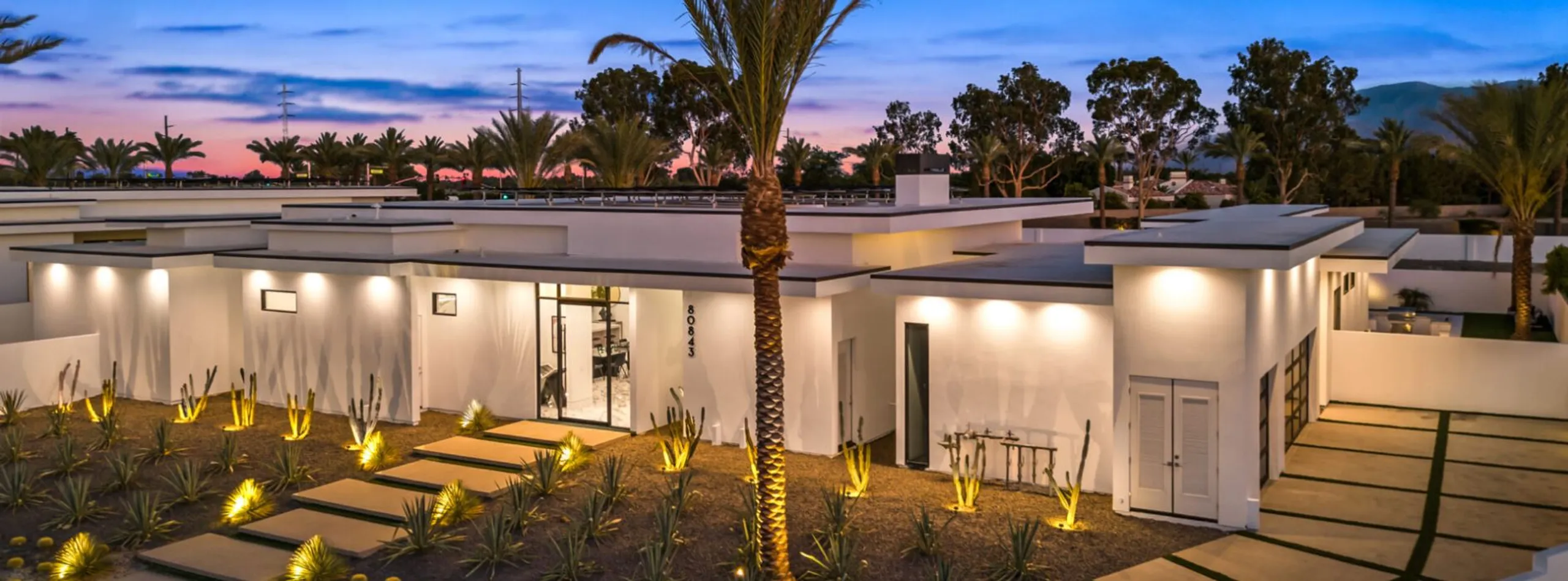 Modern Desert Villa with Private Pool, Spa and Golf Access — photograph 6