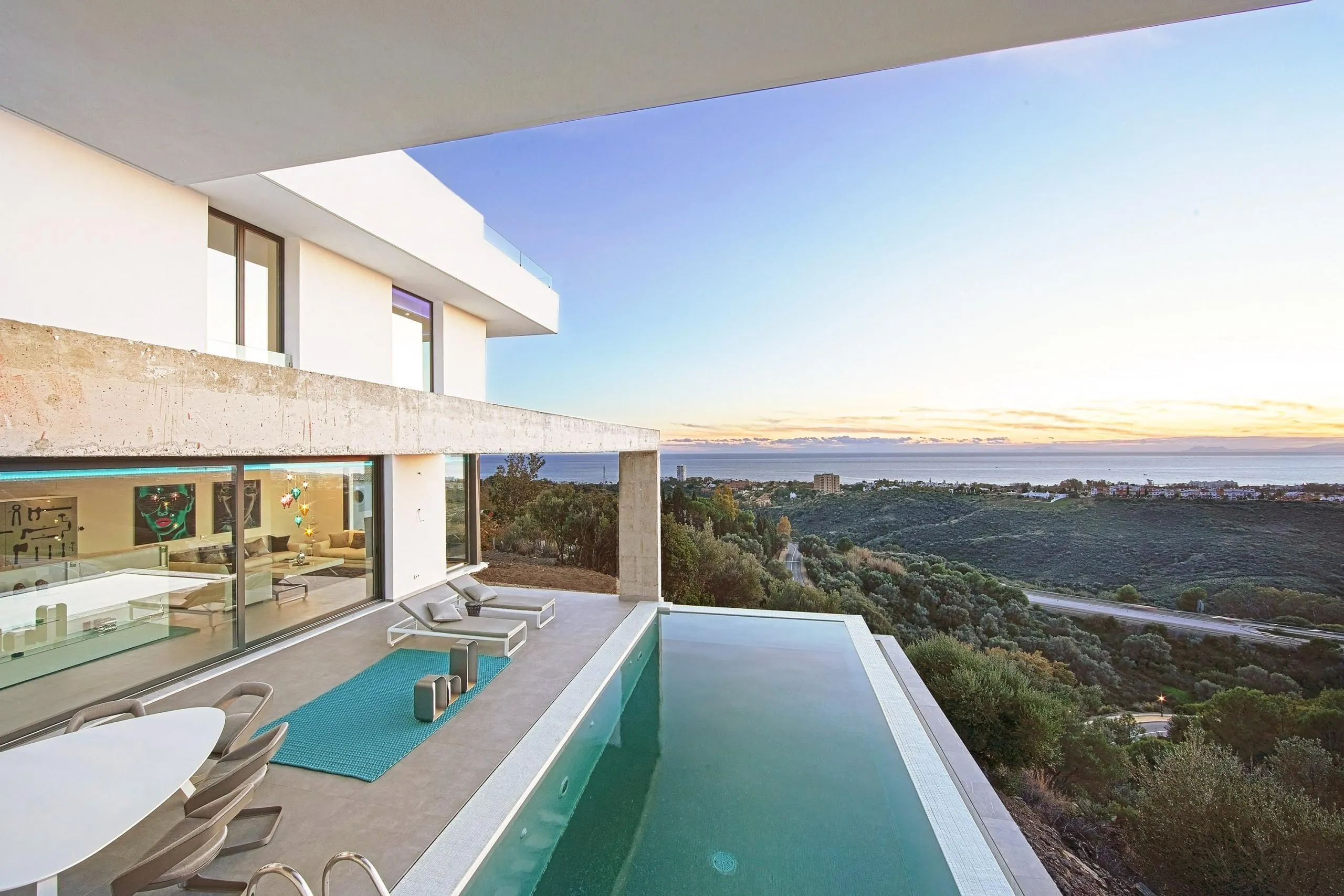 Breathtaking Panoramic View Pool Compound with Infinity Pool, Marbella