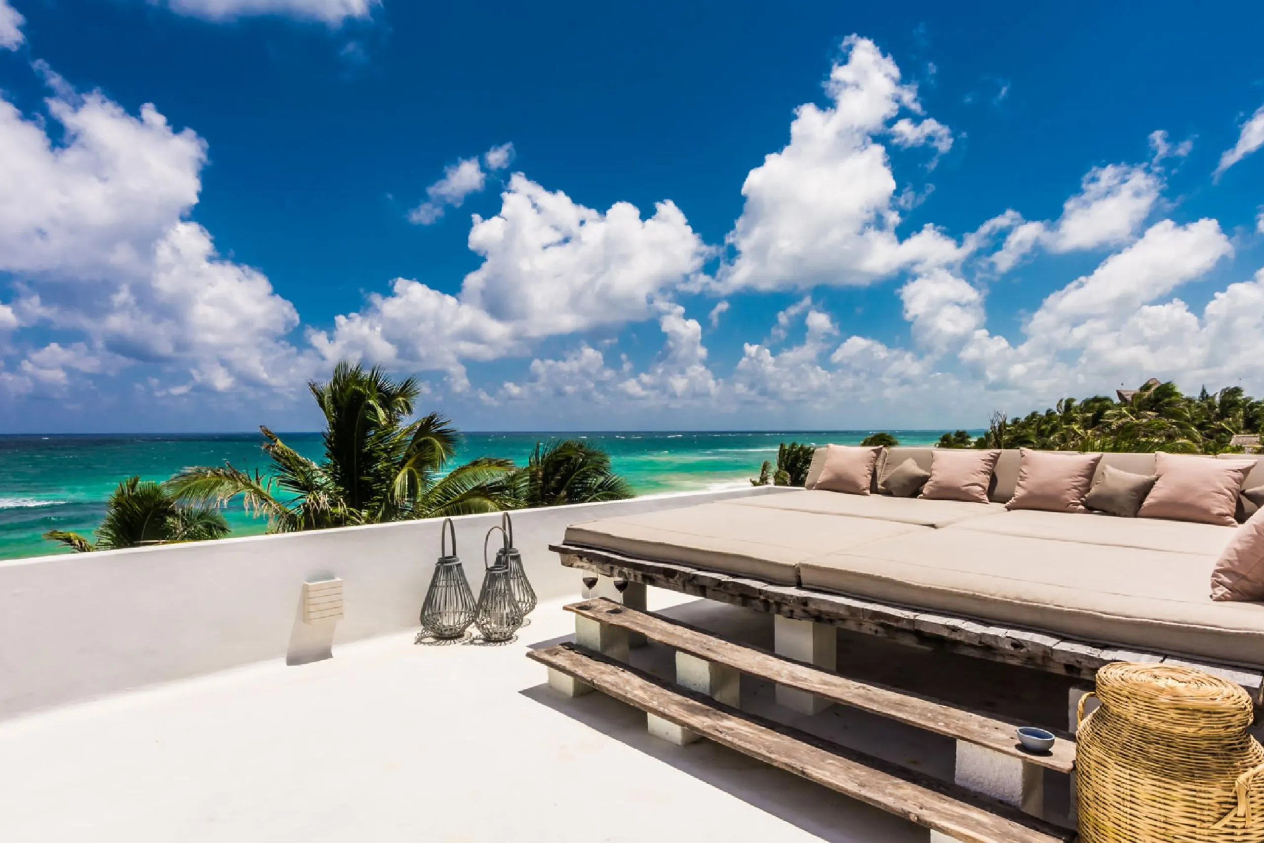 Exclusive Oceanfront Tulum Villa with Private Pool and Lush Ocean Views — photograph 12