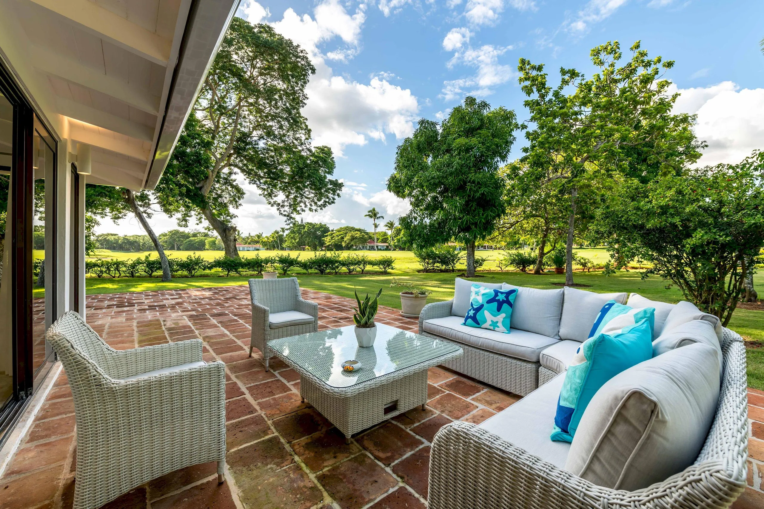 Tranquil Tropical Retreat in La Romana with Private Pool and Stunning Views — photograph 5