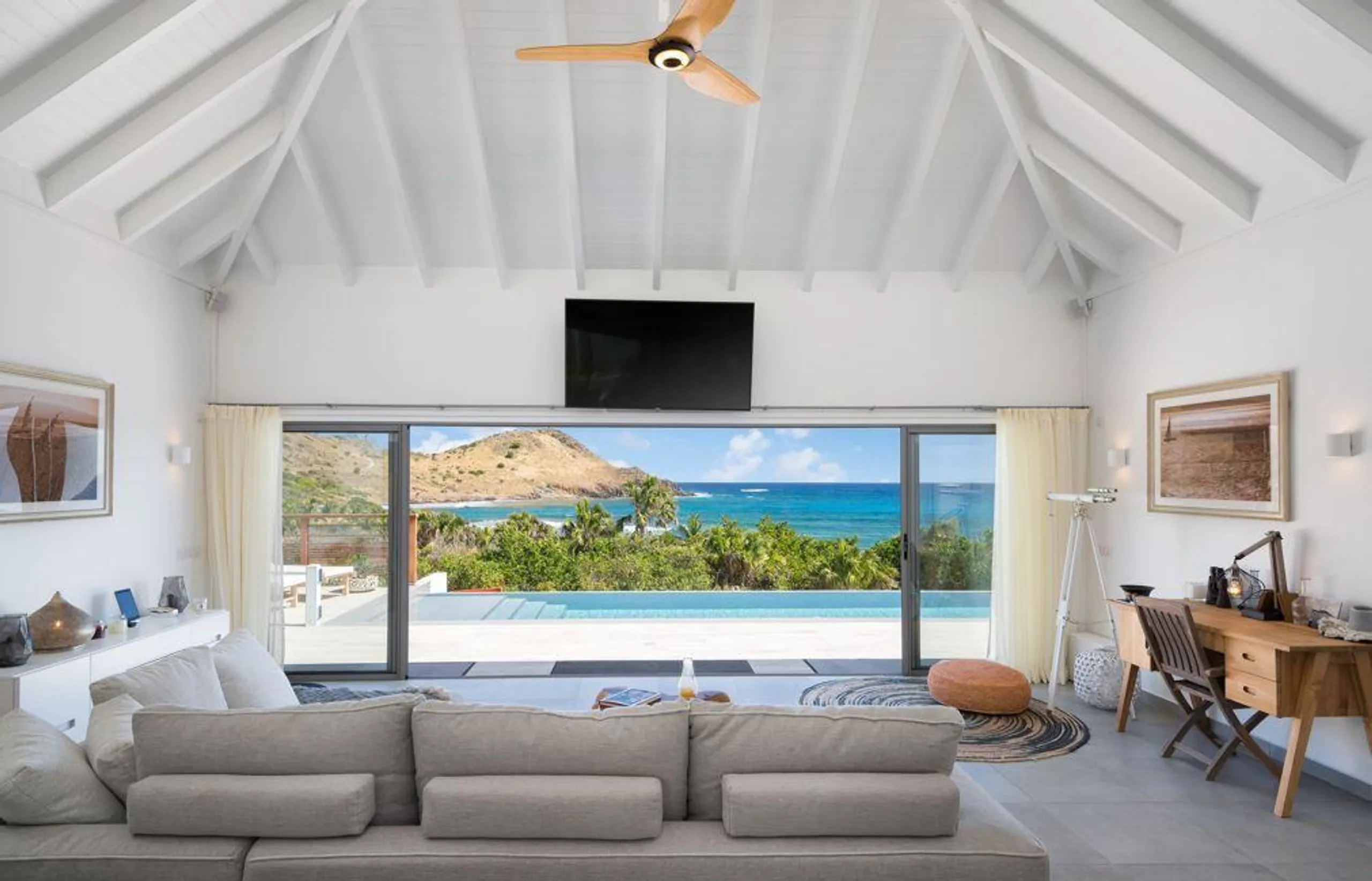 Cozy St. Barts Villa with Breathtaking Views of Sparkling Waters VILLAWAY® — photograph 6