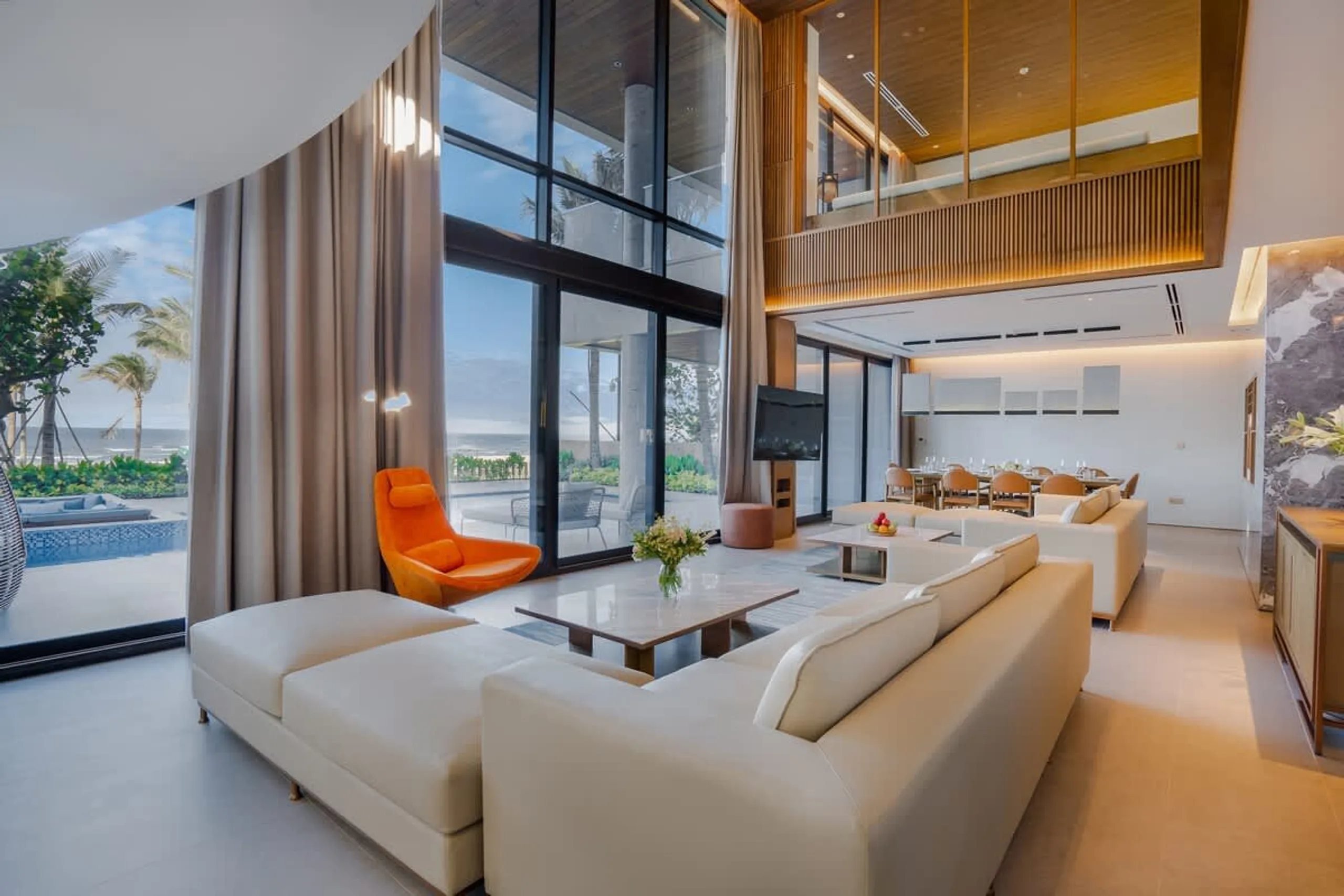 High-end Charm in Danang with Pristine Shoreline — photograph 8