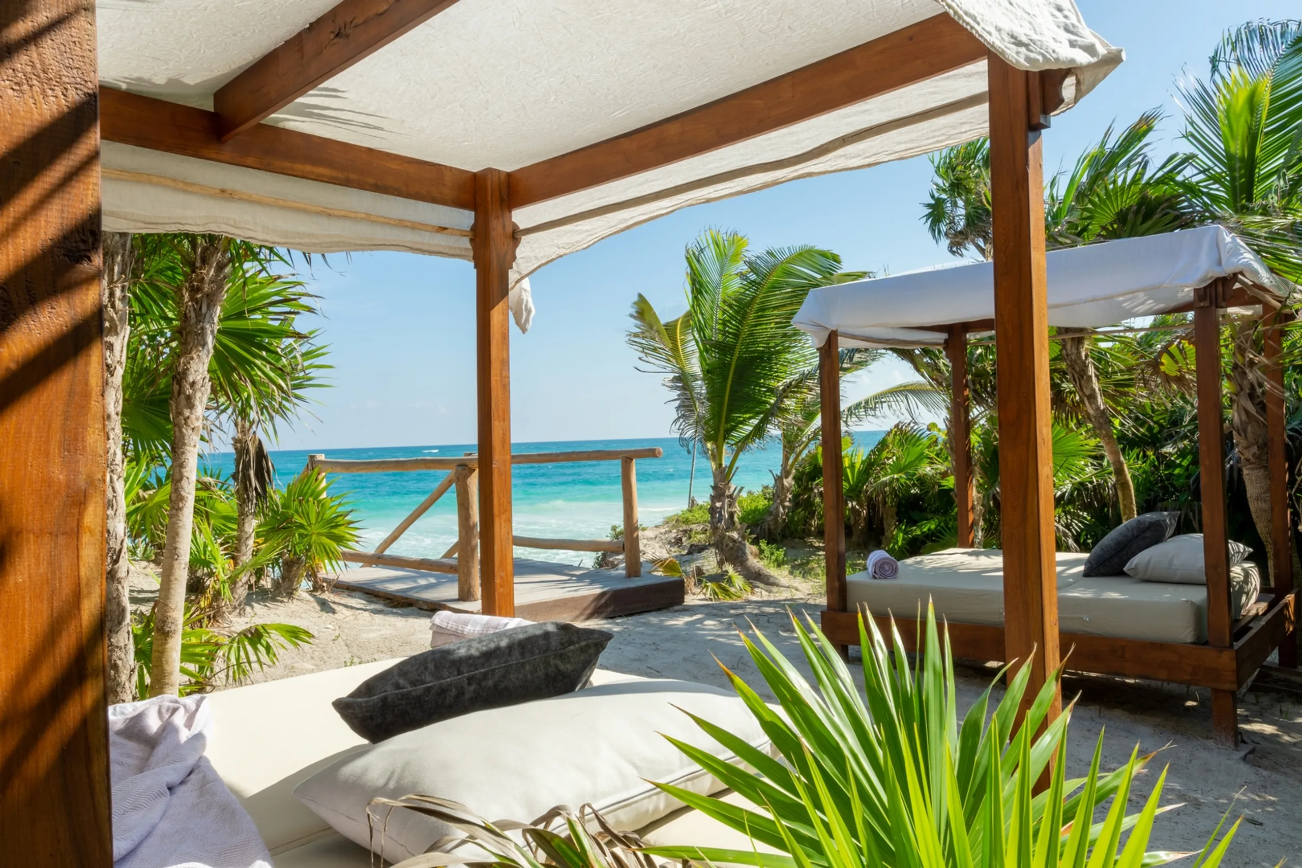 Breathtaking Sian Ka’an Beach Villa: Oceanfront, Rooftop Pool & Jungle Escape — photograph 11