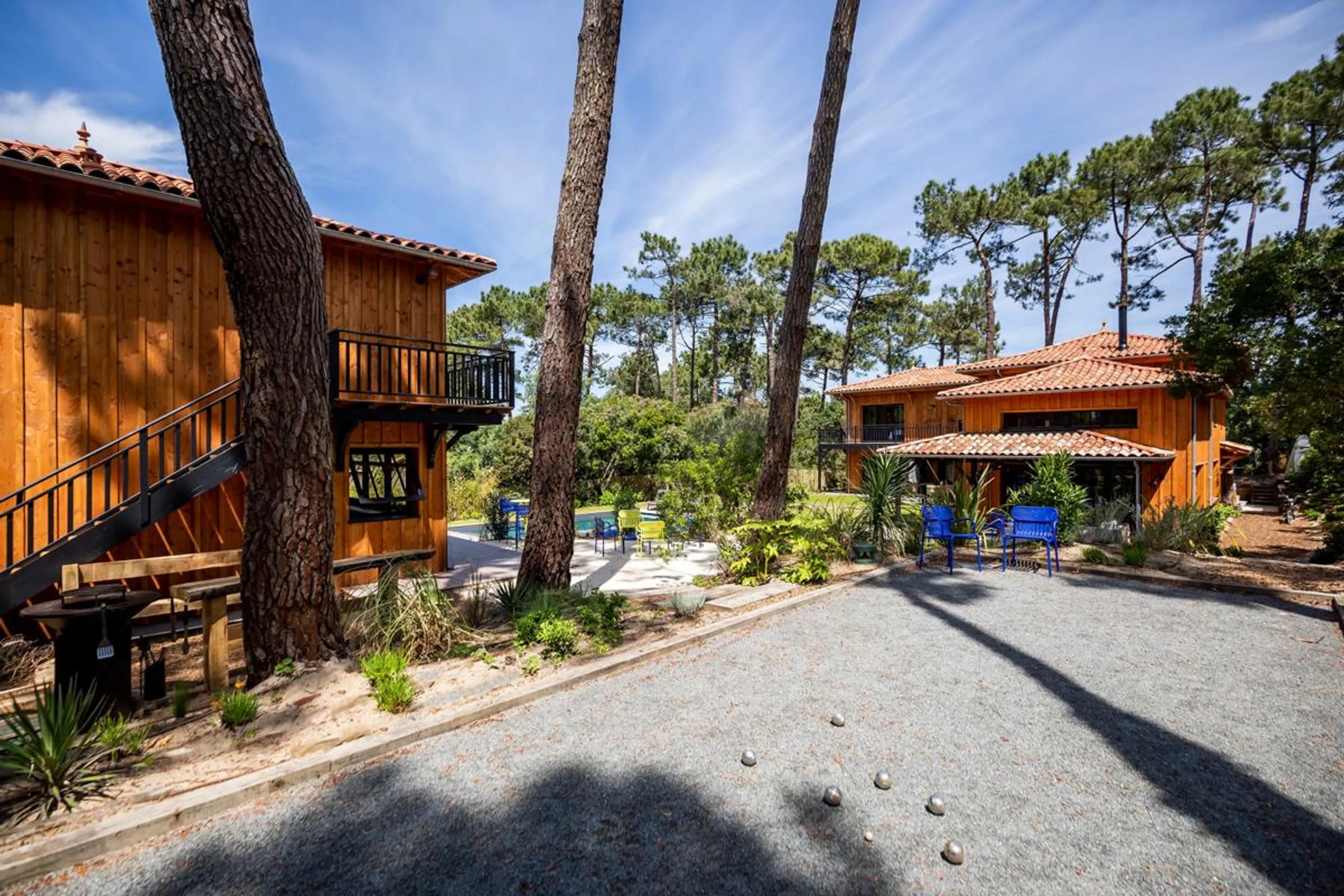 Magnificent Le Canon Villa with Private Pool and Garden Views — photograph 7