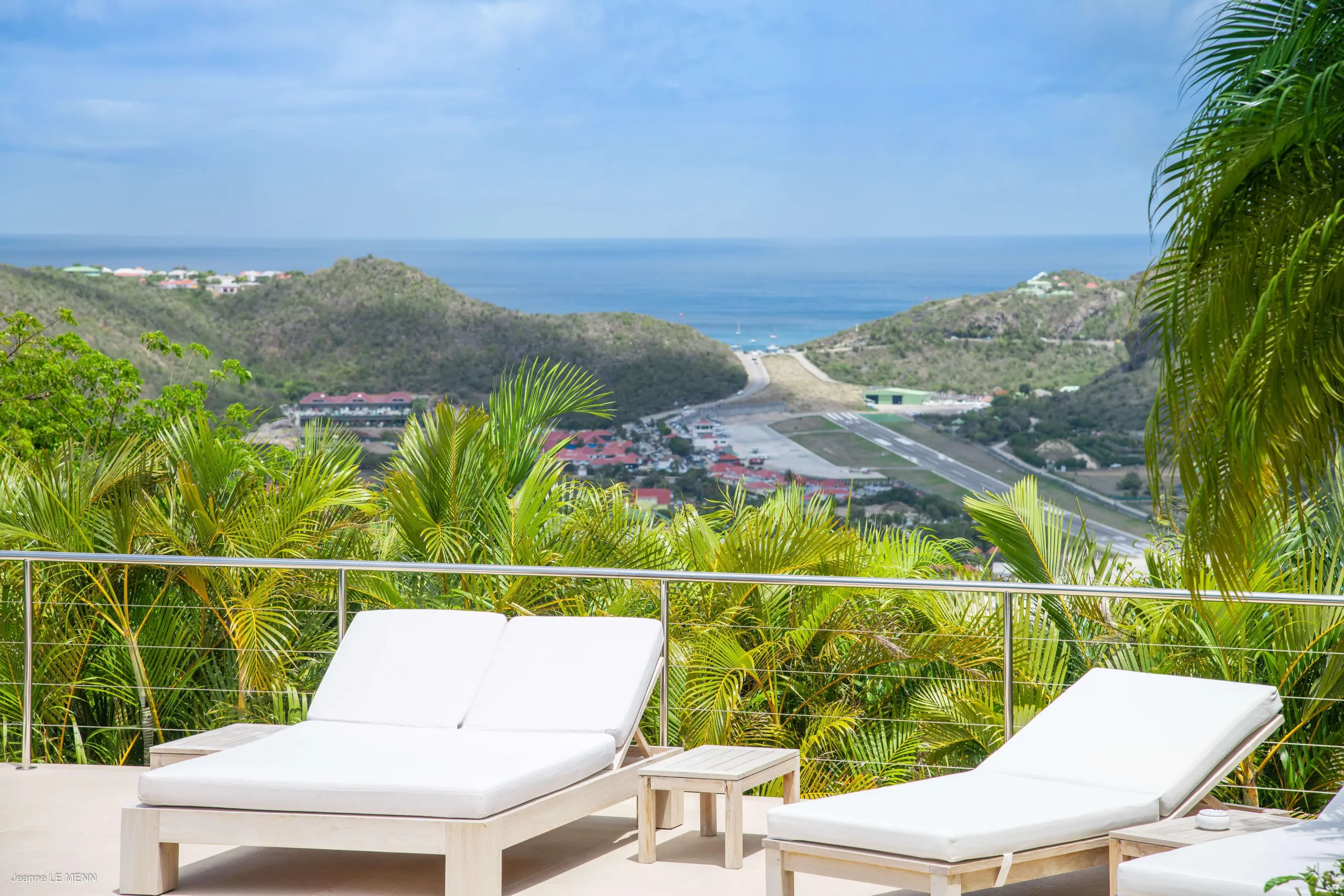 Bohemian-Inspired Hillside Villa with Stunning Ocean Views in St. Barths — photograph 10