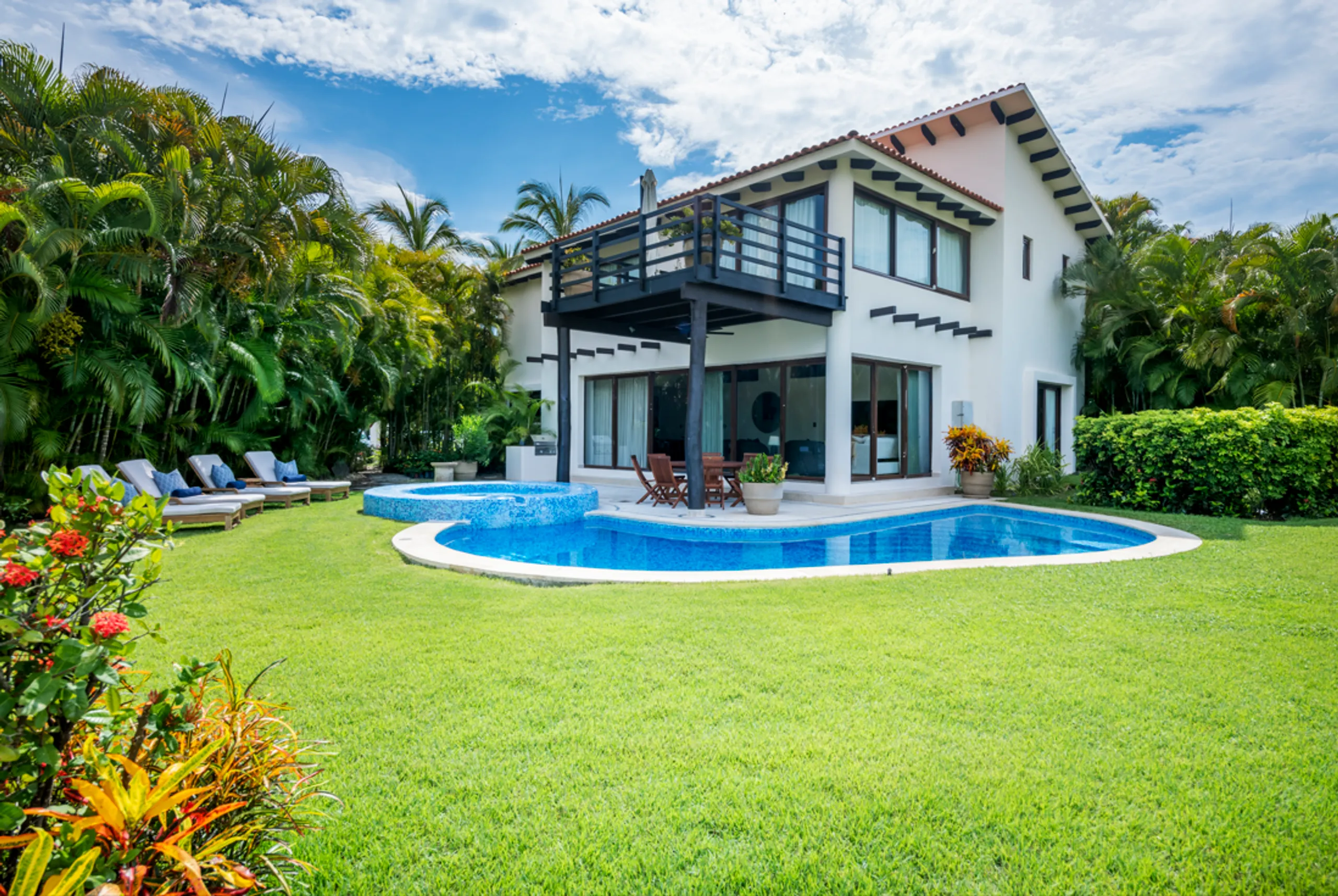 Exquisite Villa Oasis with Panoramic Ocean Views, Punta Mita