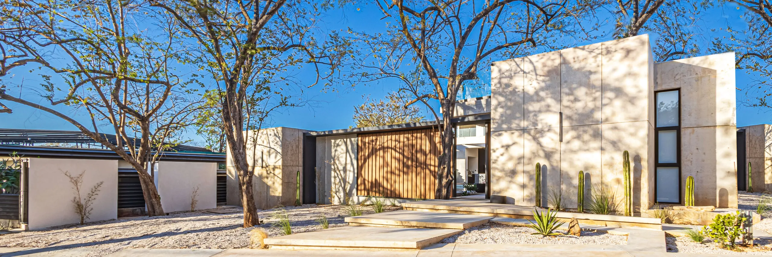 Modern 6-Bedroom Villa with Private Pool, Panoramic and  Floor-to-Ceiling Views — photograph 10