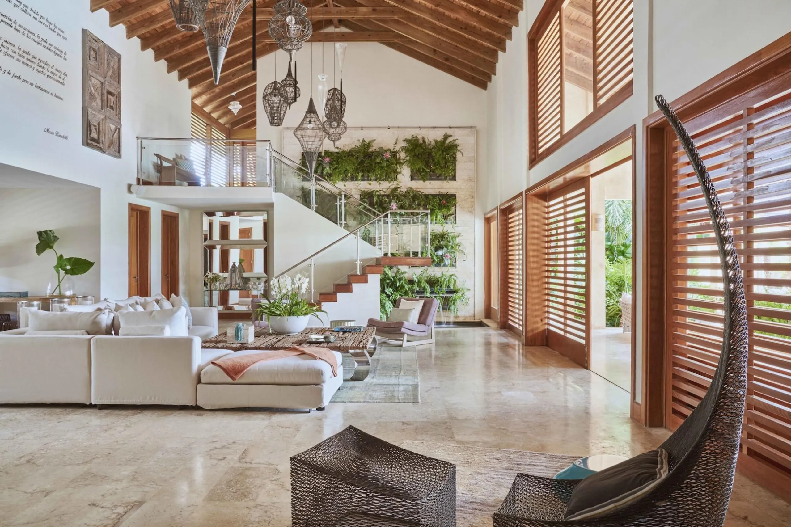 Elite Experience in Casa de Campo with Infinity-Edge Pool and Tropical Landscaping — photograph 8
