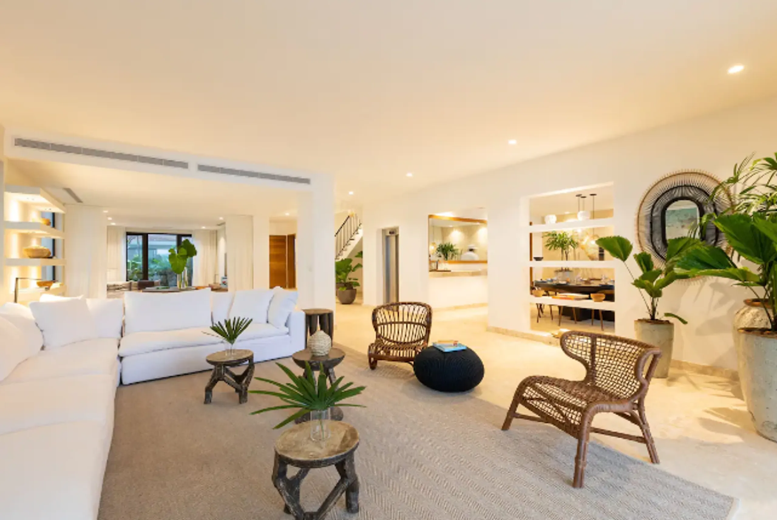 Casa de Campo's Captivating Waterfront Villa with Private Pool — photograph 6