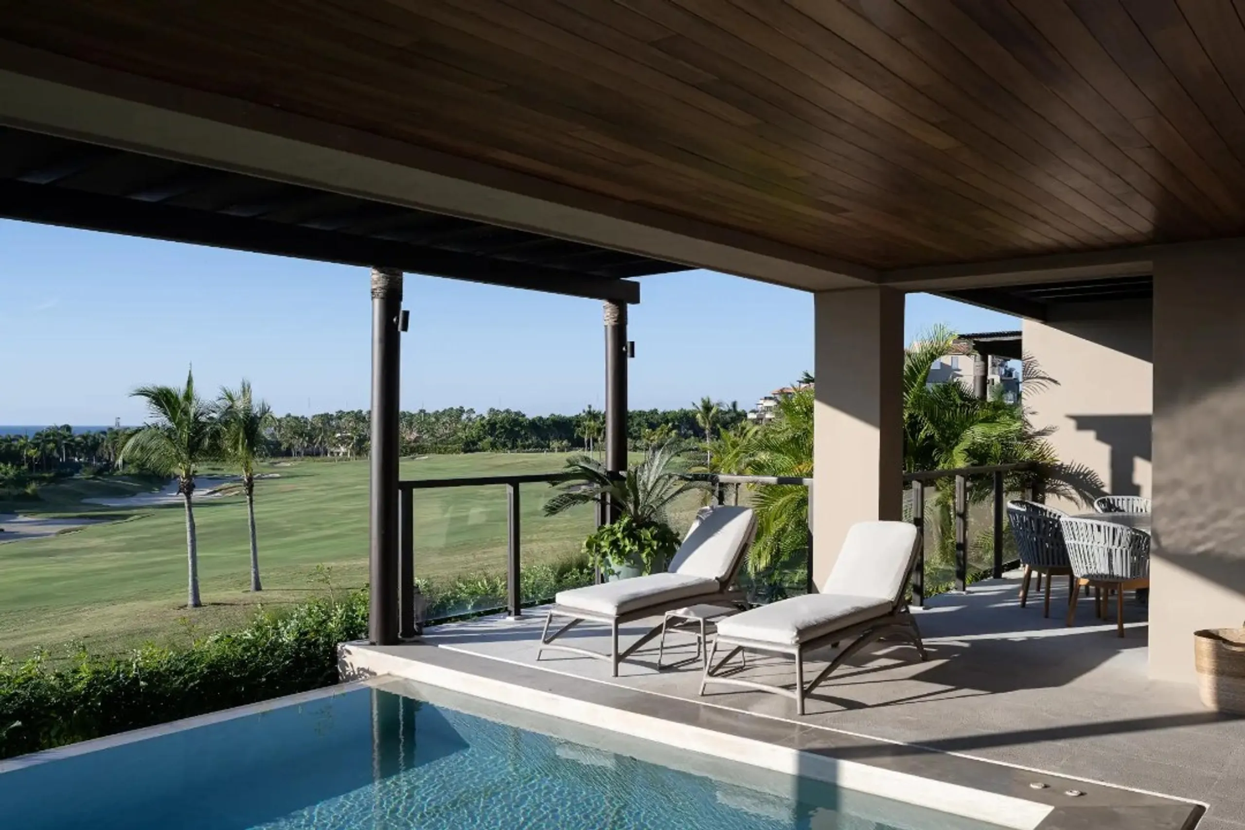 Sumptuous 3-Bedroom Villa with Pool & Jack Nicklaus Golf Views — photograph 3