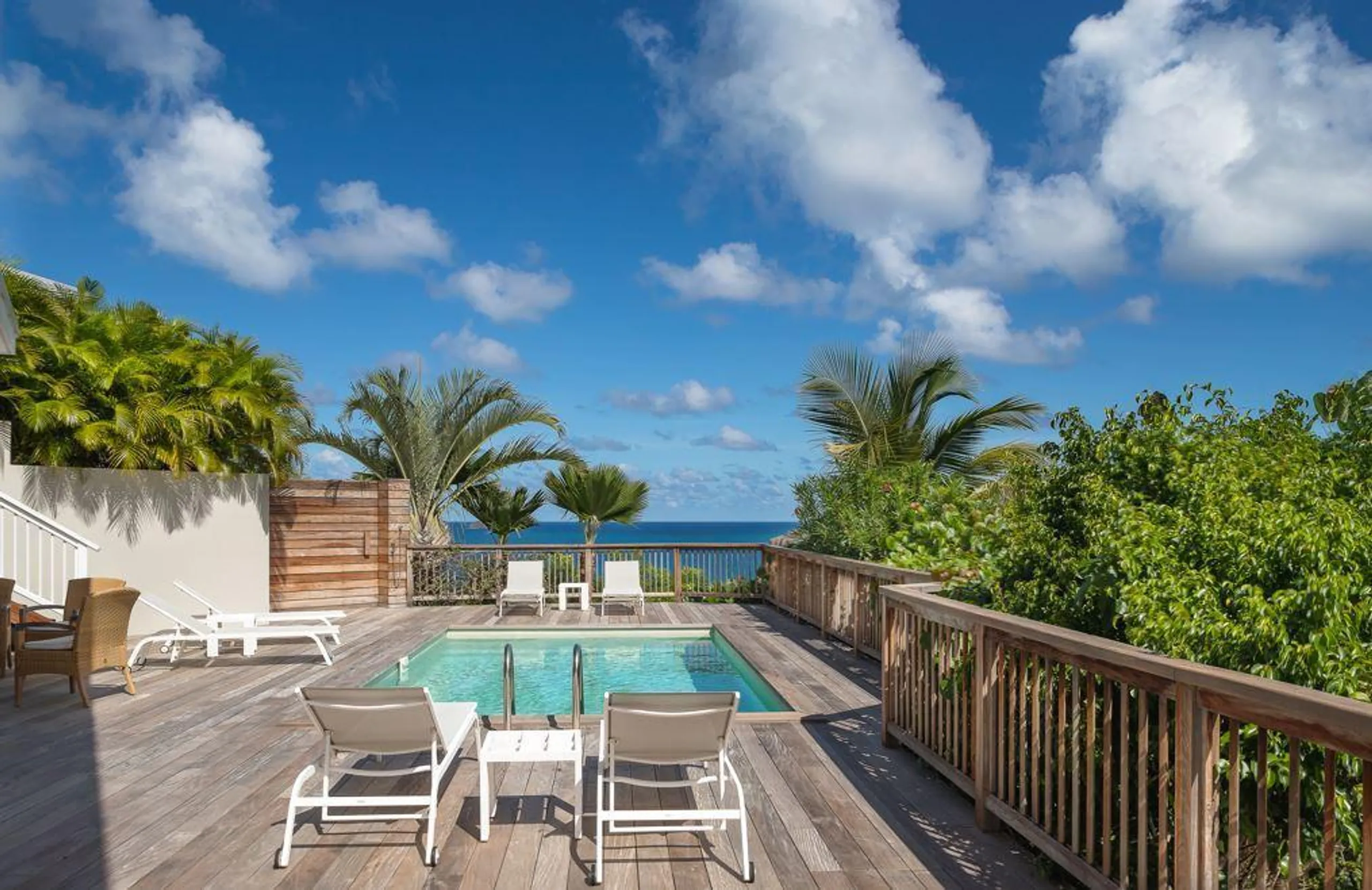 Splendid Villa Steps Away from Flamands Beach with Breathtaking Ocean Views — photograph 3