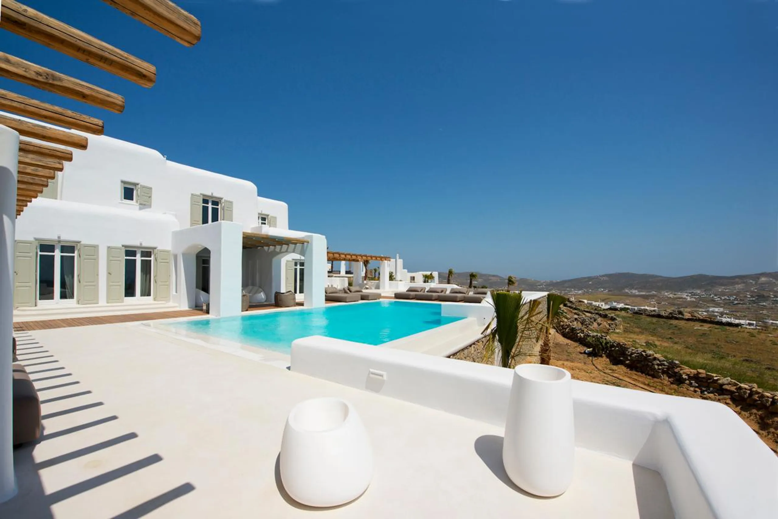 Outstanding 7BR with Private Pool and Aegean Sea Views, Tourlos