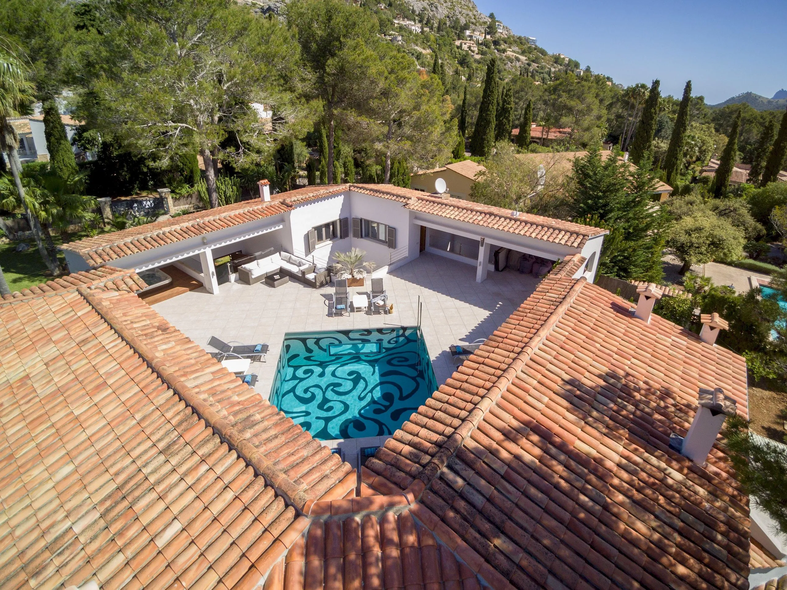 Barracuda Oasis with Private Pool in Mallorca's Tranquil Tramuntana Foothills — photograph 7
