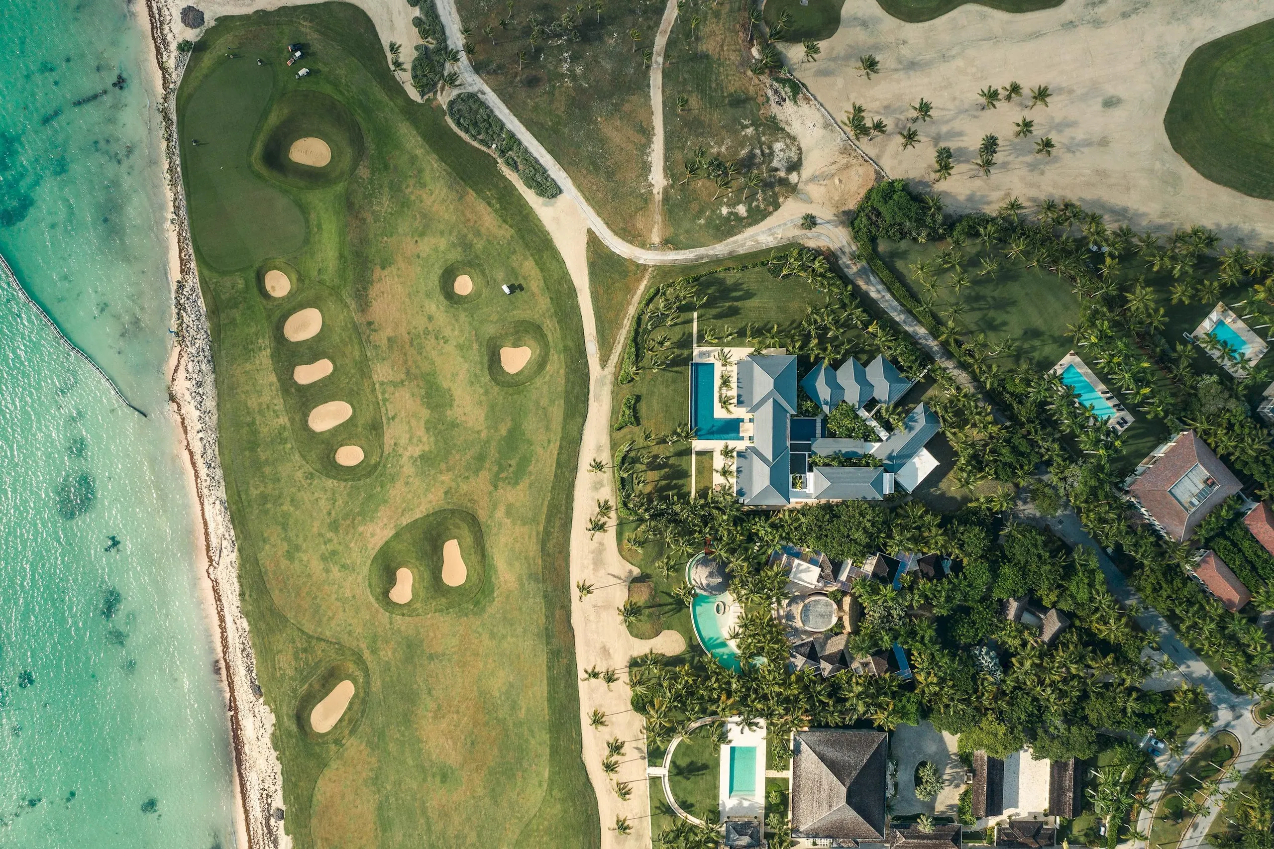 Exclusive Golf Front Villa with Private Pool, with Ocean View Near Casa Club Puntacana — photograph 5