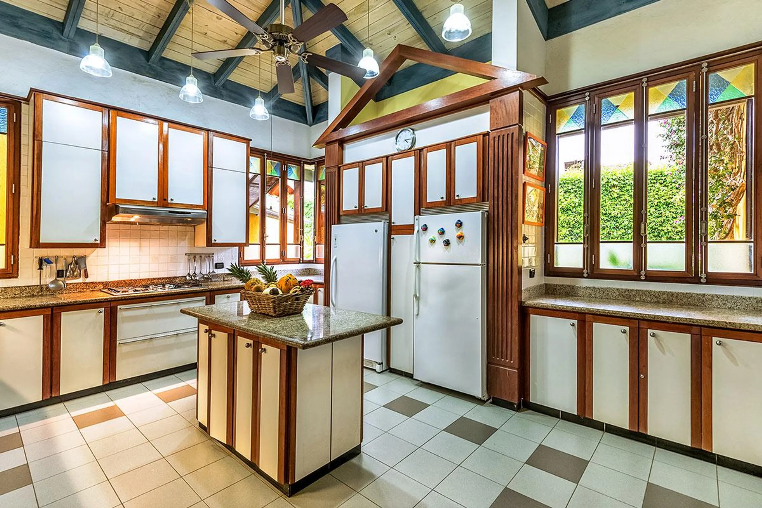 Panoramic Oceanview Villa with Private Pool and Gazebo — photograph 12