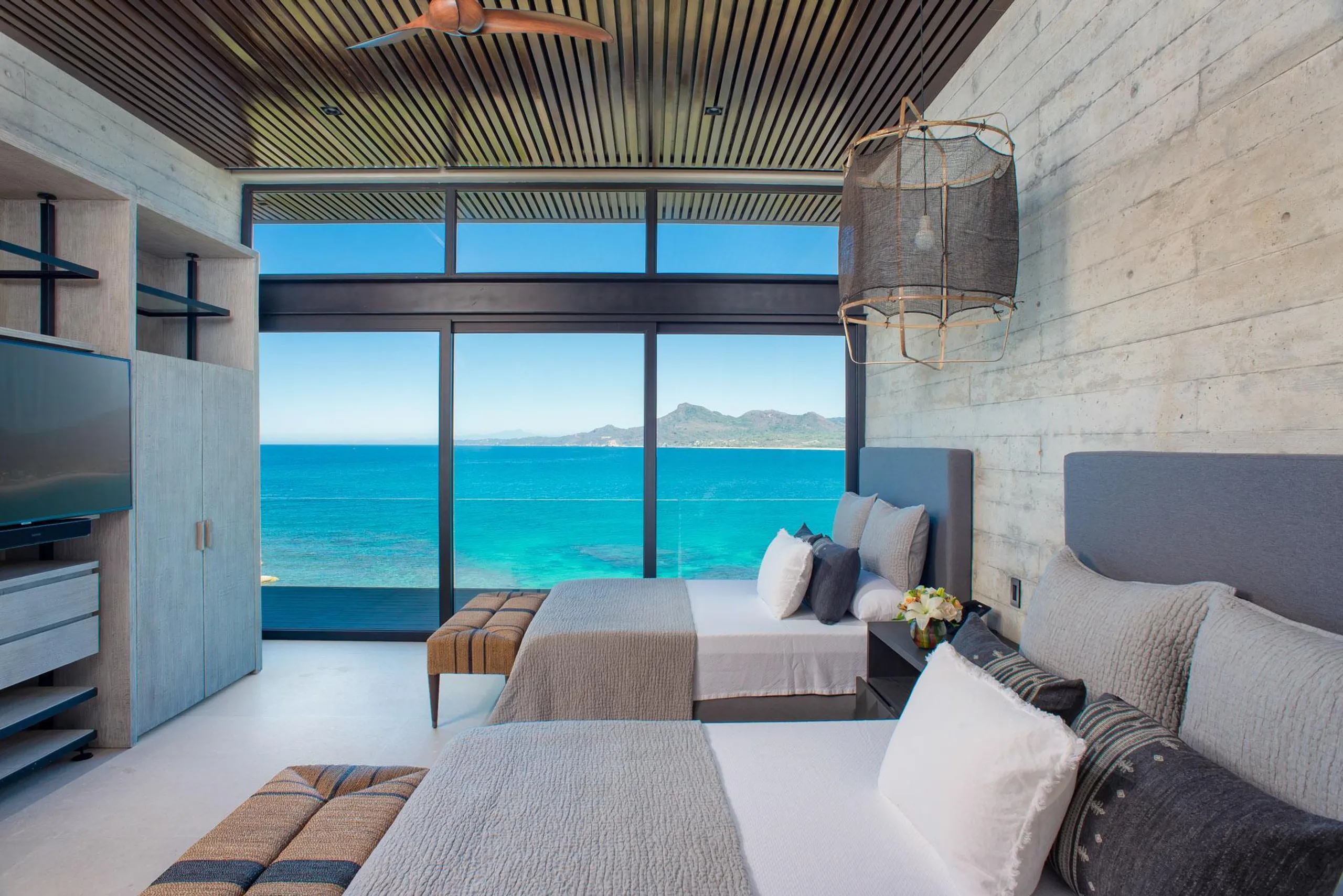 Kupuri Ultra Estate with Infinity Pool and Stunning Ocean Views — photograph 11