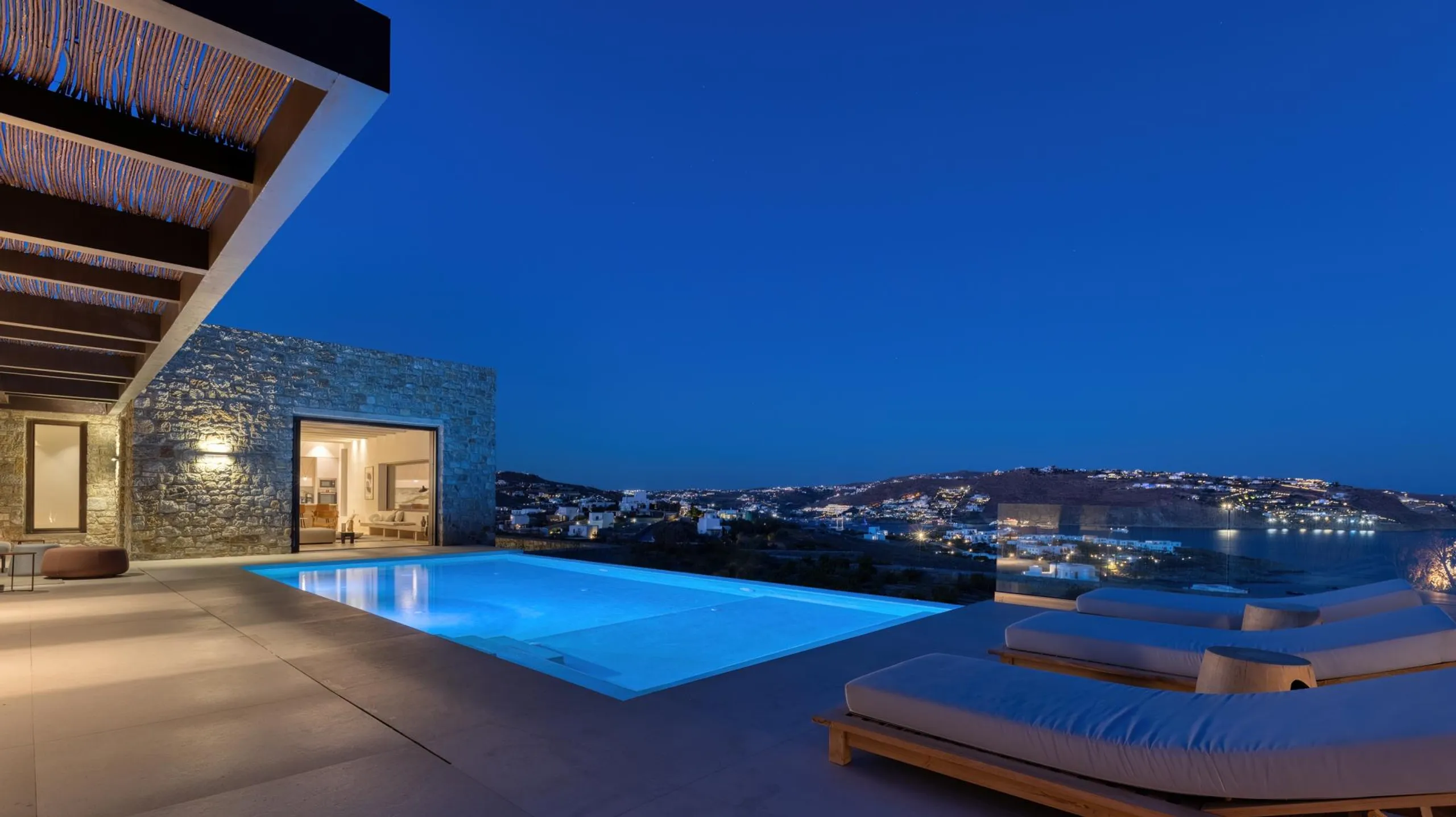 Noble Mykonos Retreat with Invigorating Pools and Views — photograph 7