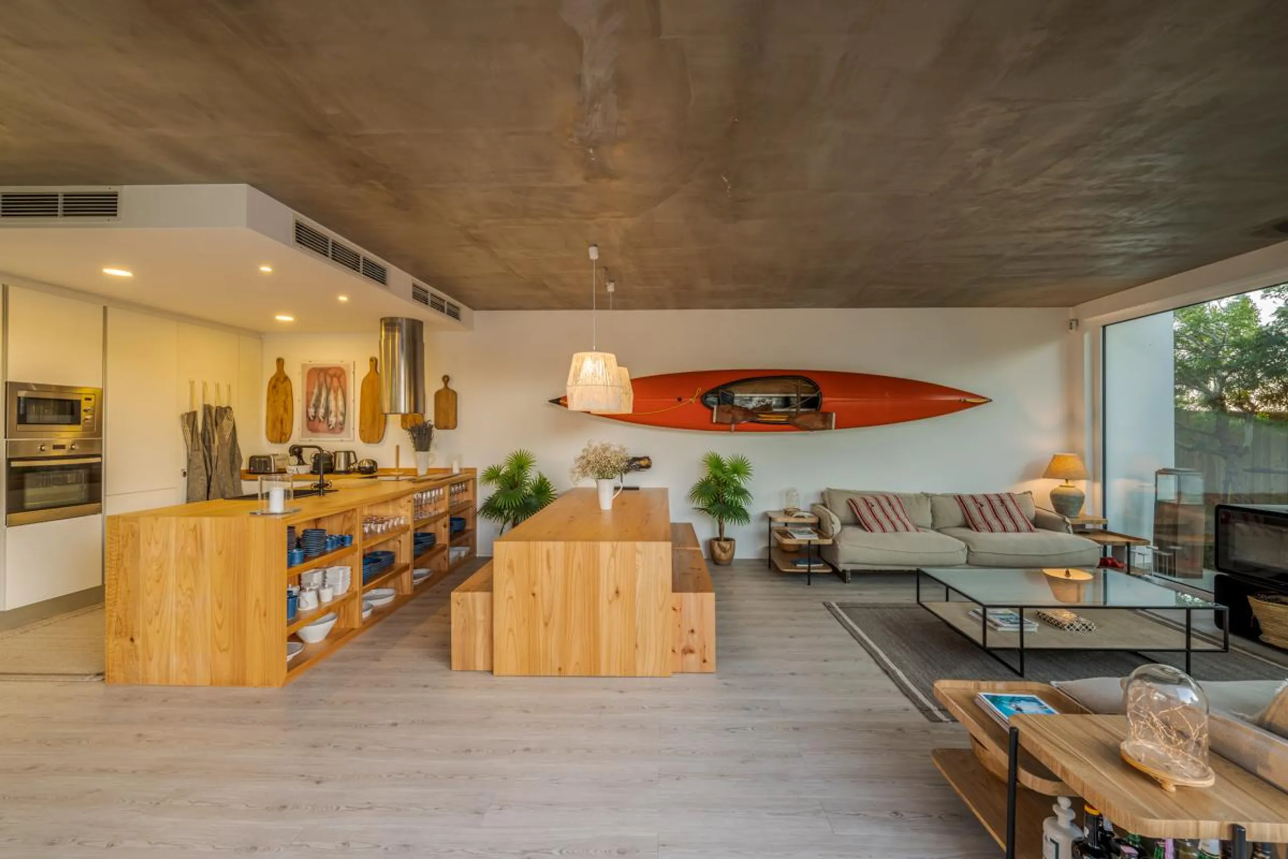 Captivating Modern Villa with Swimming Pool and Awe-Inspiring Views — photograph 7