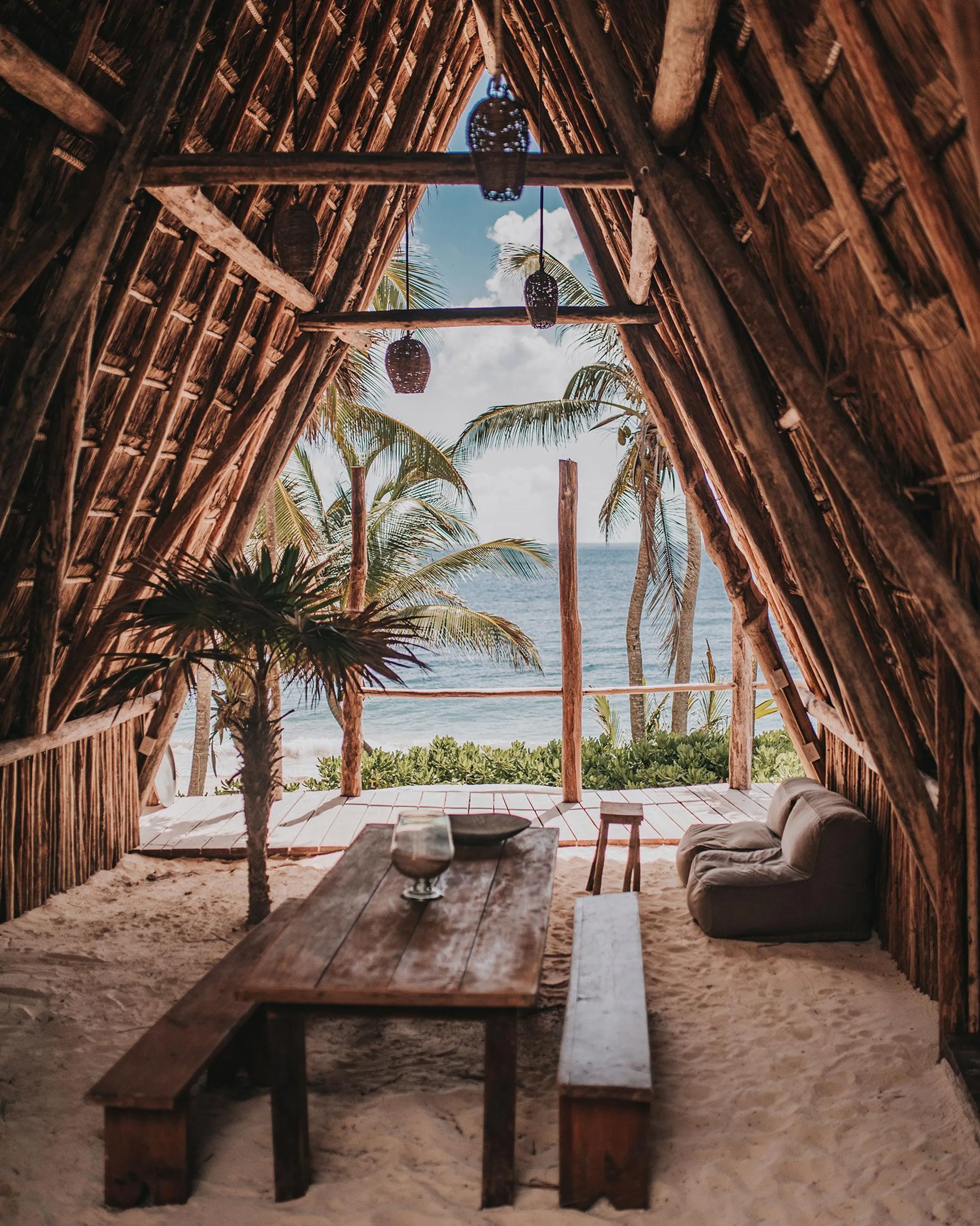 Oceanfront Eco-Luxe Retreat with Plunge Pool — photograph 3