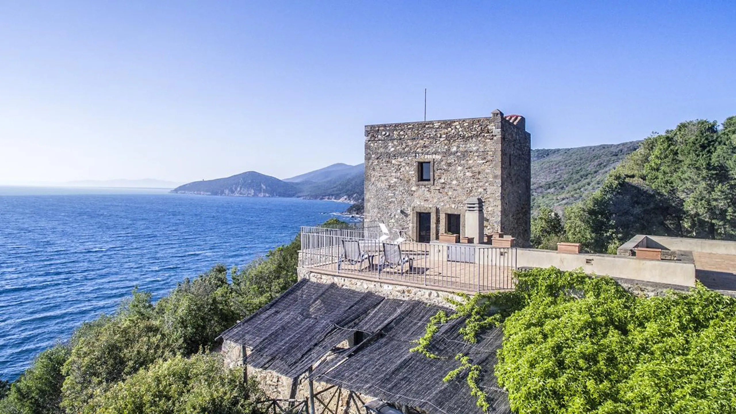 Seaside 15th-Century Tower Villa Panoramic Sea Views, Garden, and Beach Access — photograph 12